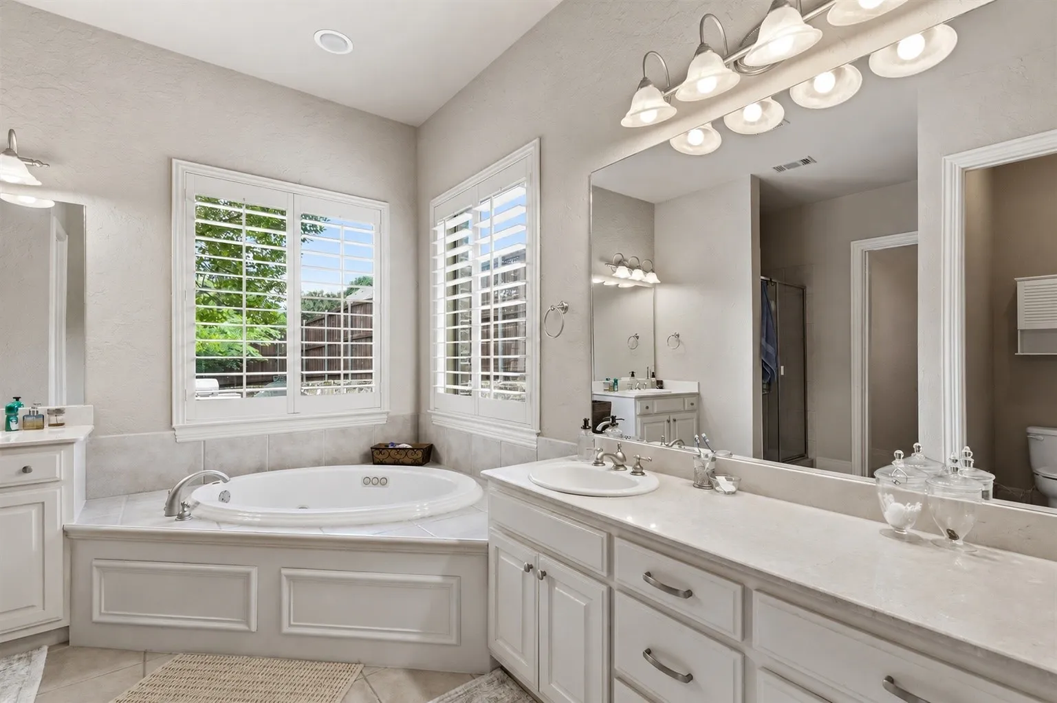 Single Family Residence For Sale in Collin County , 2104 Camden, Mc Kinney, Texas 75070, 4 Bedroom, 3 Bathroom, 3 Garage spaces, 3,776 Sqft, built in 2004, mls#21297526, Real Estate Agent in Mc Kinney, Homes For Sale in Collin county, Homes For Sale in Mc Kinney, Realtor in Mc Kinney Texas, Real Estate Brokerage Independent Realty Texas, Luminita Cordes Realtor