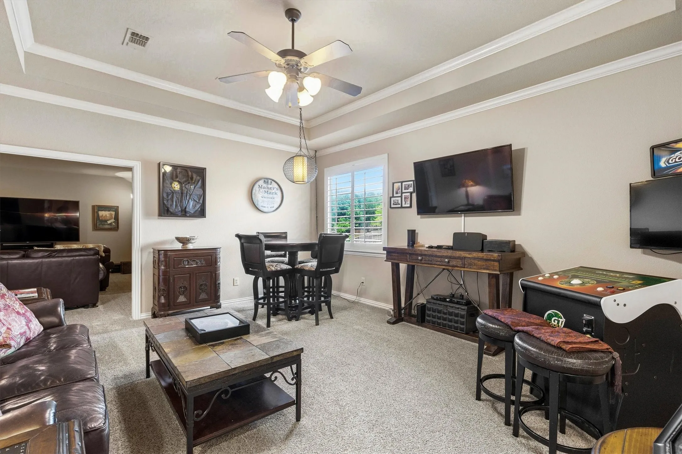 Single Family Residence For Sale in Collin County , 2104 Camden, Mc Kinney, Texas 75070, 4 Bedroom, 3 Bathroom, 3 Garage spaces, 3,776 Sqft, built in 2004, mls#21297526, Real Estate Agent in Mc Kinney, Homes For Sale in Collin county, Homes For Sale in Mc Kinney, Realtor in Mc Kinney Texas, Real Estate Brokerage Independent Realty Texas, Luminita Cordes Realtor