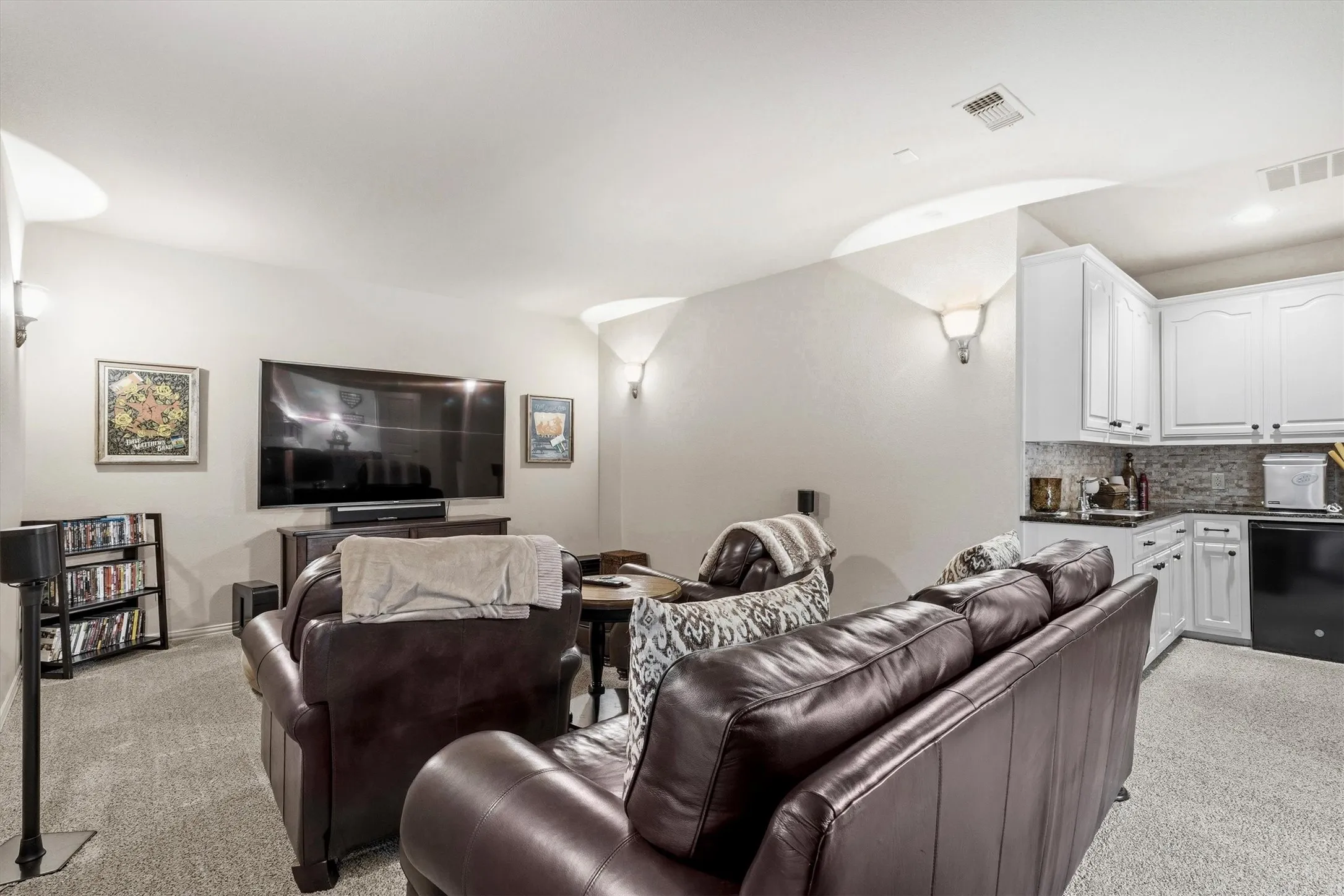 Single Family Residence For Sale in Collin County , 2104 Camden, Mc Kinney, Texas 75070, 4 Bedroom, 3 Bathroom, 3 Garage spaces, 3,776 Sqft, built in 2004, mls#21297526, Real Estate Agent in Mc Kinney, Homes For Sale in Collin county, Homes For Sale in Mc Kinney, Realtor in Mc Kinney Texas, Real Estate Brokerage Independent Realty Texas, Luminita Cordes Realtor