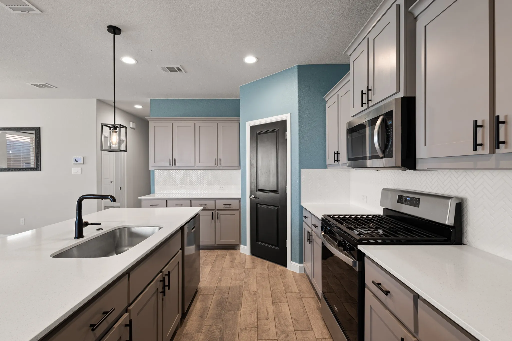 Single Family Residence For Sale in Wise County , 179 Dogwood Avenue, Rhome, Texas 76078, 5 Bedroom, 3 Bathroom, 2 Garage spaces, 2,141 Sqft, built in 2023, mls#21298216, Real Estate Agent in Rhome, Homes For Sale in Wise county, Homes For Sale in Rhome, Realtor in Rhome Texas, Real Estate Brokerage Independent Realty Texas, Luminita Cordes Realtor