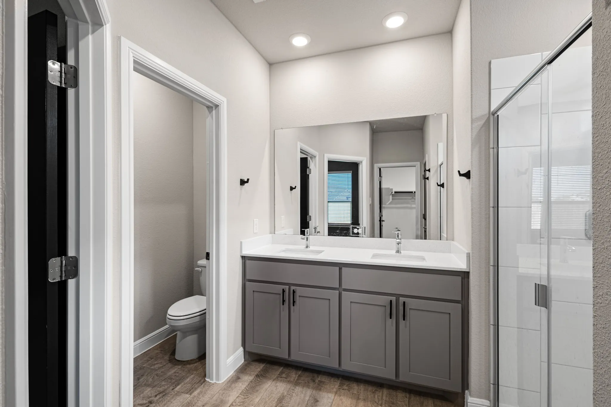 Single Family Residence For Sale in Wise County , 179 Dogwood Avenue, Rhome, Texas 76078, 5 Bedroom, 3 Bathroom, 2 Garage spaces, 2,141 Sqft, built in 2023, mls#21298216, Real Estate Agent in Rhome, Homes For Sale in Wise county, Homes For Sale in Rhome, Realtor in Rhome Texas, Real Estate Brokerage Independent Realty Texas, Luminita Cordes Realtor