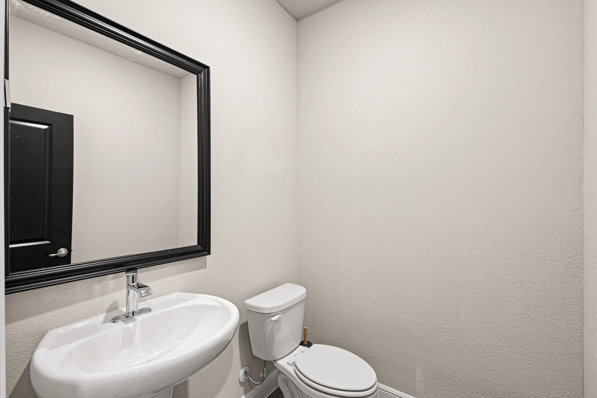Single Family Residence For Sale in Wise County , 179 Dogwood Avenue, Rhome, Texas 76078, 5 Bedroom, 3 Bathroom, 2 Garage spaces, 2,141 Sqft, built in 2023, mls#21298216, Real Estate Agent in Rhome, Homes For Sale in Wise county, Homes For Sale in Rhome, Realtor in Rhome Texas, Real Estate Brokerage Independent Realty Texas, Luminita Cordes Realtor