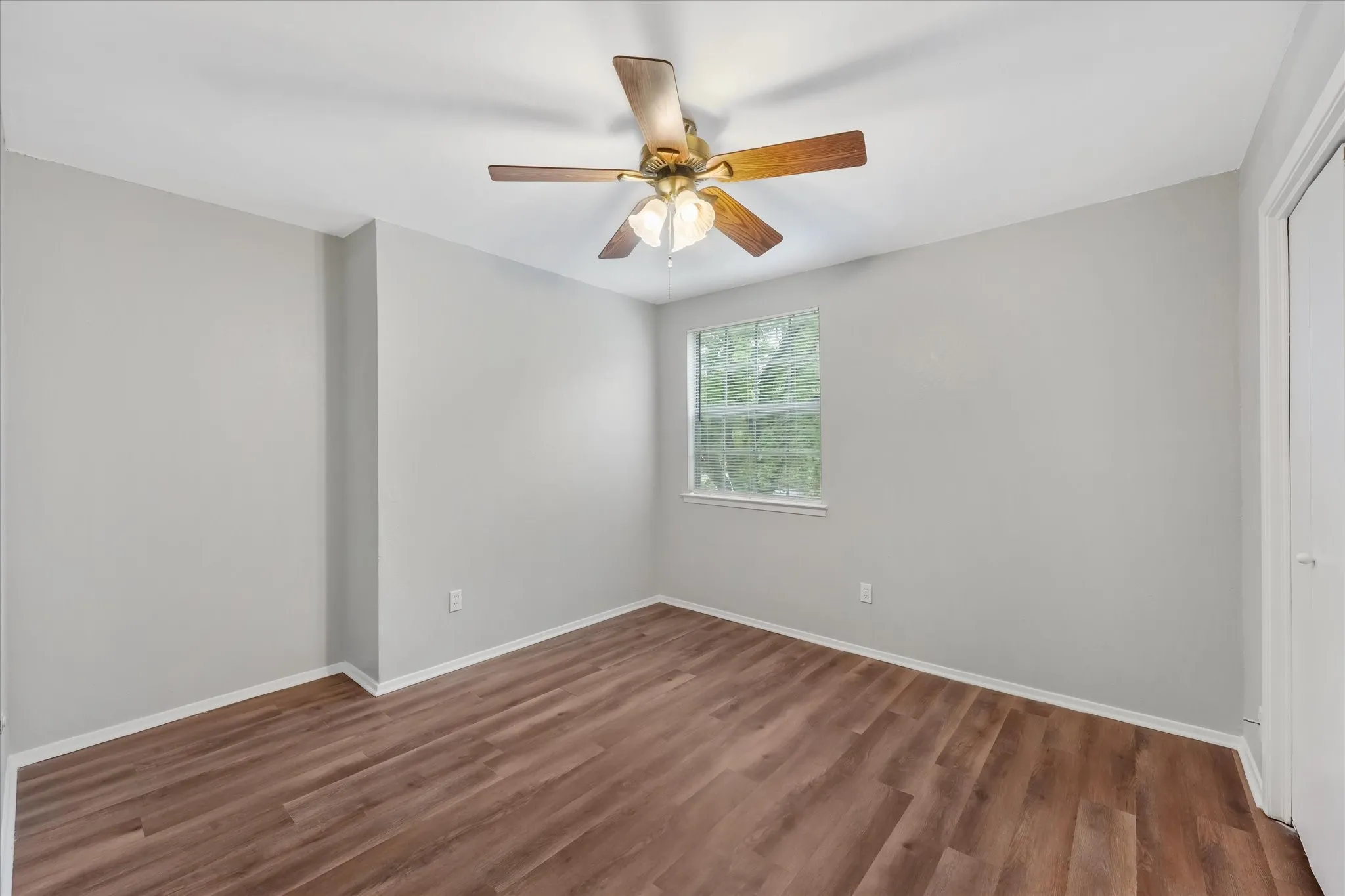 Duplex For Rent in Tarrant County , 4005 Ridgebrook Drive, Arlington, Texas 76015, 3 Bedroom, 3 Bathroom, 2 Garage spaces, 1,875 Sqft, built in 1979, mls#21297734, Real Estate Agent in Arlington, Homes For Rent in Tarrant county, Homes For Rent in Arlington, Realtor in Arlington Texas, Real Estate Brokerage Independent Realty Texas, Luminita Cordes Realtor