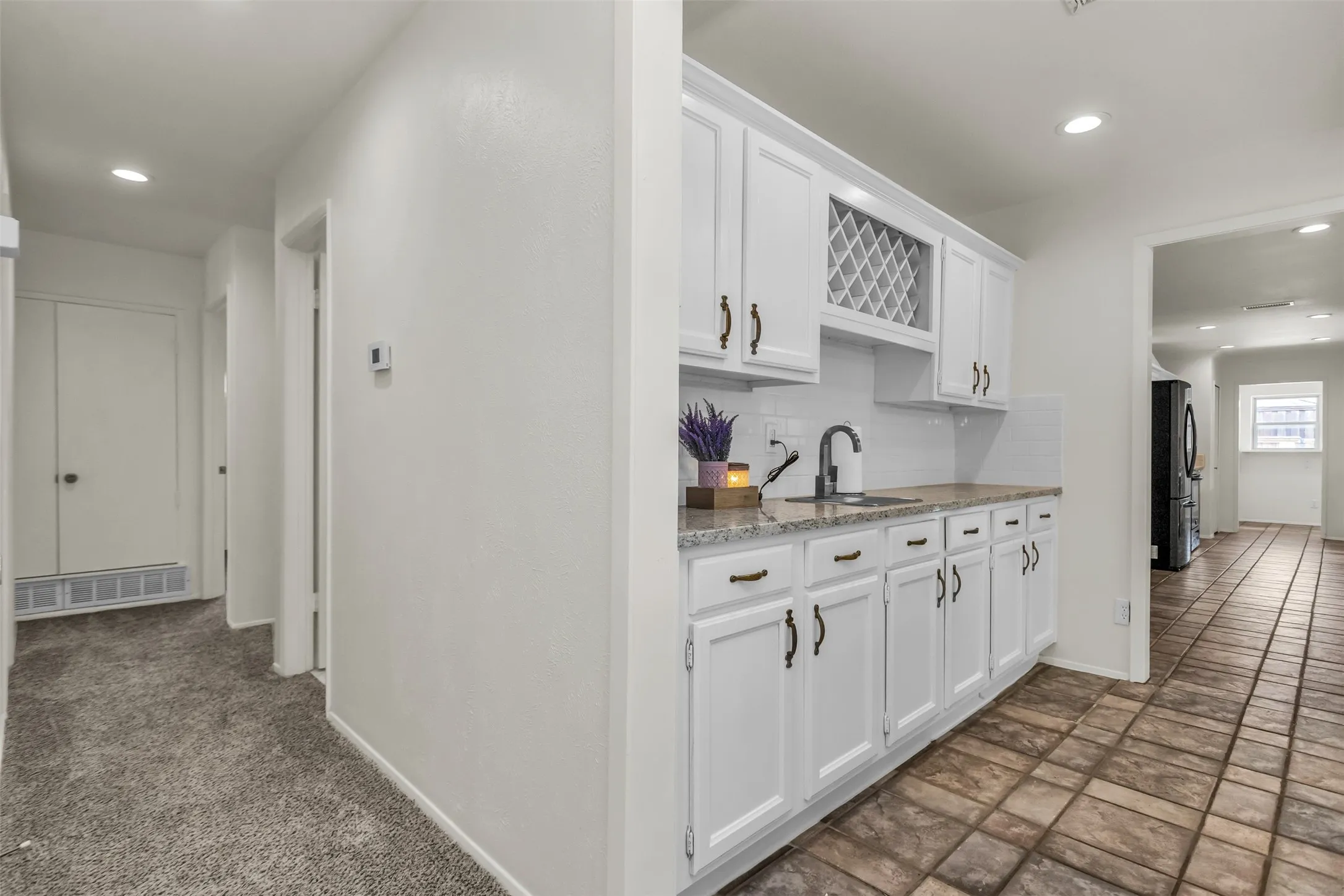 Single Family Residence For Sale in Denton County , 5009 Middleton Circle, The Colony, Texas 75056, 4 Bedroom, 2 Bathroom, 2 Garage spaces, 2,123 Sqft, built in 1975, mls#21298450, Real Estate Agent in The Colony, Homes For Sale in Denton county, Homes For Sale in The Colony, Realtor in The Colony Texas, Real Estate Brokerage Independent Realty Texas, Luminita Cordes Realtor