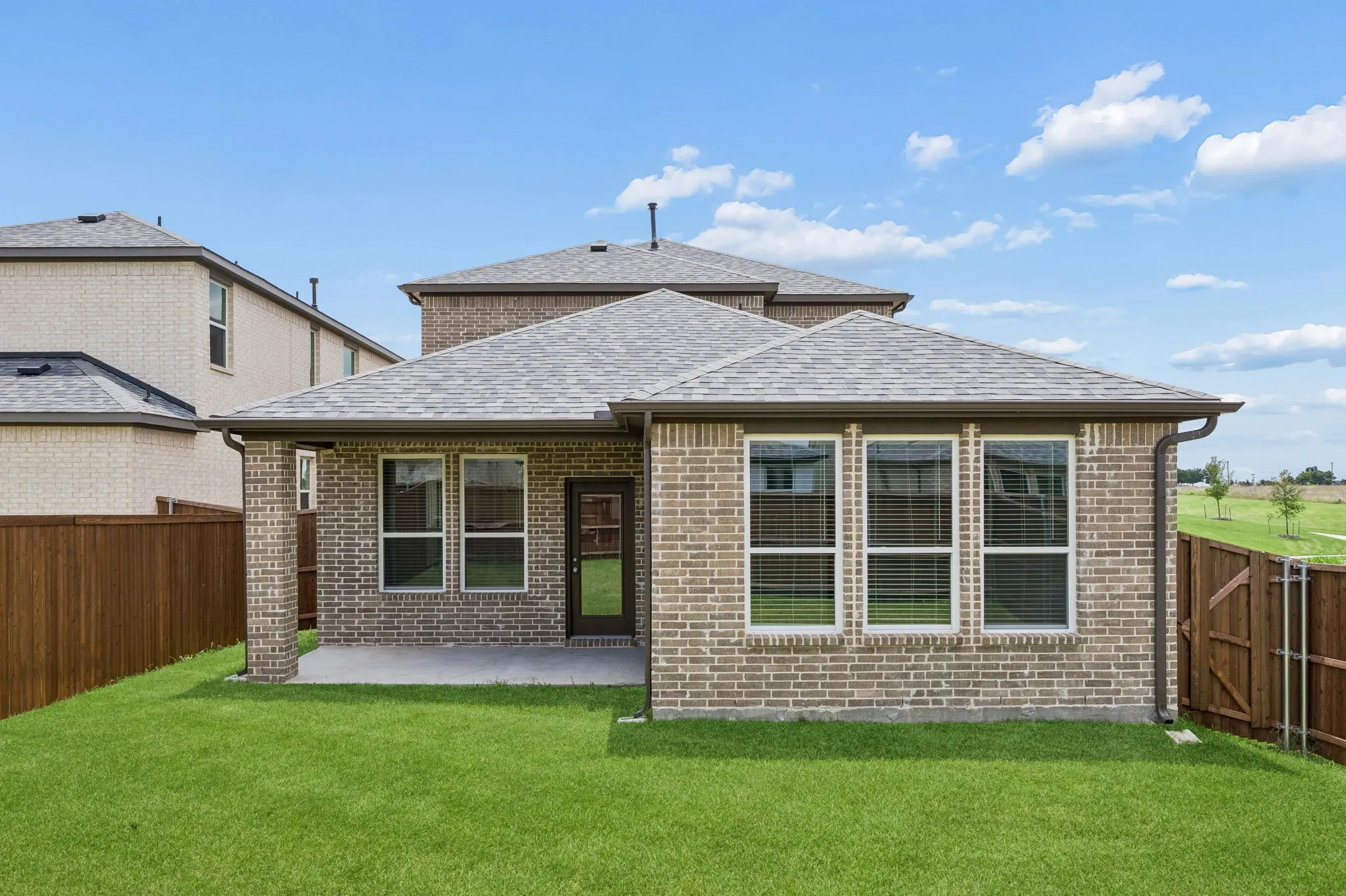Single Family Residence For Sale in Kaufman County , 1522 Newcastle Lane, Forney, Texas 75126, 4 Bedroom, 3 Bathroom, 2 Garage spaces, 2,457 Sqft, built in 2025, mls#21299285, Real Estate Agent in Forney, Homes For Sale in Kaufman county, Homes For Sale in Forney, Realtor in Forney Texas, Real Estate Brokerage Independent Realty Texas, Luminita Cordes Realtor