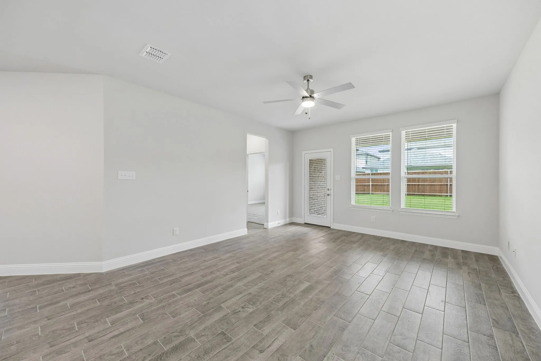 Single Family Residence For Sale in Kaufman County , 1522 Newcastle Lane, Forney, Texas 75126, 4 Bedroom, 3 Bathroom, 2 Garage spaces, 2,457 Sqft, built in 2025, mls#21299285, Real Estate Agent in Forney, Homes For Sale in Kaufman county, Homes For Sale in Forney, Realtor in Forney Texas, Real Estate Brokerage Independent Realty Texas, Luminita Cordes Realtor