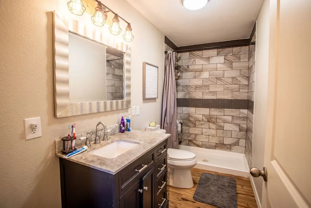 Single Family Residence For Sale in Shackelford County , 307 County Road 148, Albany, Texas 76430, 3 Bedroom, 2 Bathroom, Garage spaces, 2,009 Sqft, built in 2016, mls#21294606, Real Estate Agent in Albany, Homes For Sale in Shackelford county, Homes For Sale in Albany, Realtor in Albany Texas, Real Estate Brokerage Independent Realty Texas, Luminita Cordes Realtor