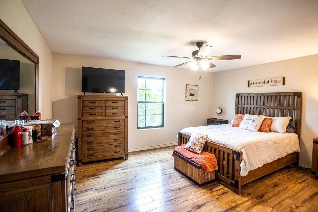 Single Family Residence For Sale in Shackelford County , 307 County Road 148, Albany, Texas 76430, 3 Bedroom, 2 Bathroom, Garage spaces, 2,009 Sqft, built in 2016, mls#21294606, Real Estate Agent in Albany, Homes For Sale in Shackelford county, Homes For Sale in Albany, Realtor in Albany Texas, Real Estate Brokerage Independent Realty Texas, Luminita Cordes Realtor