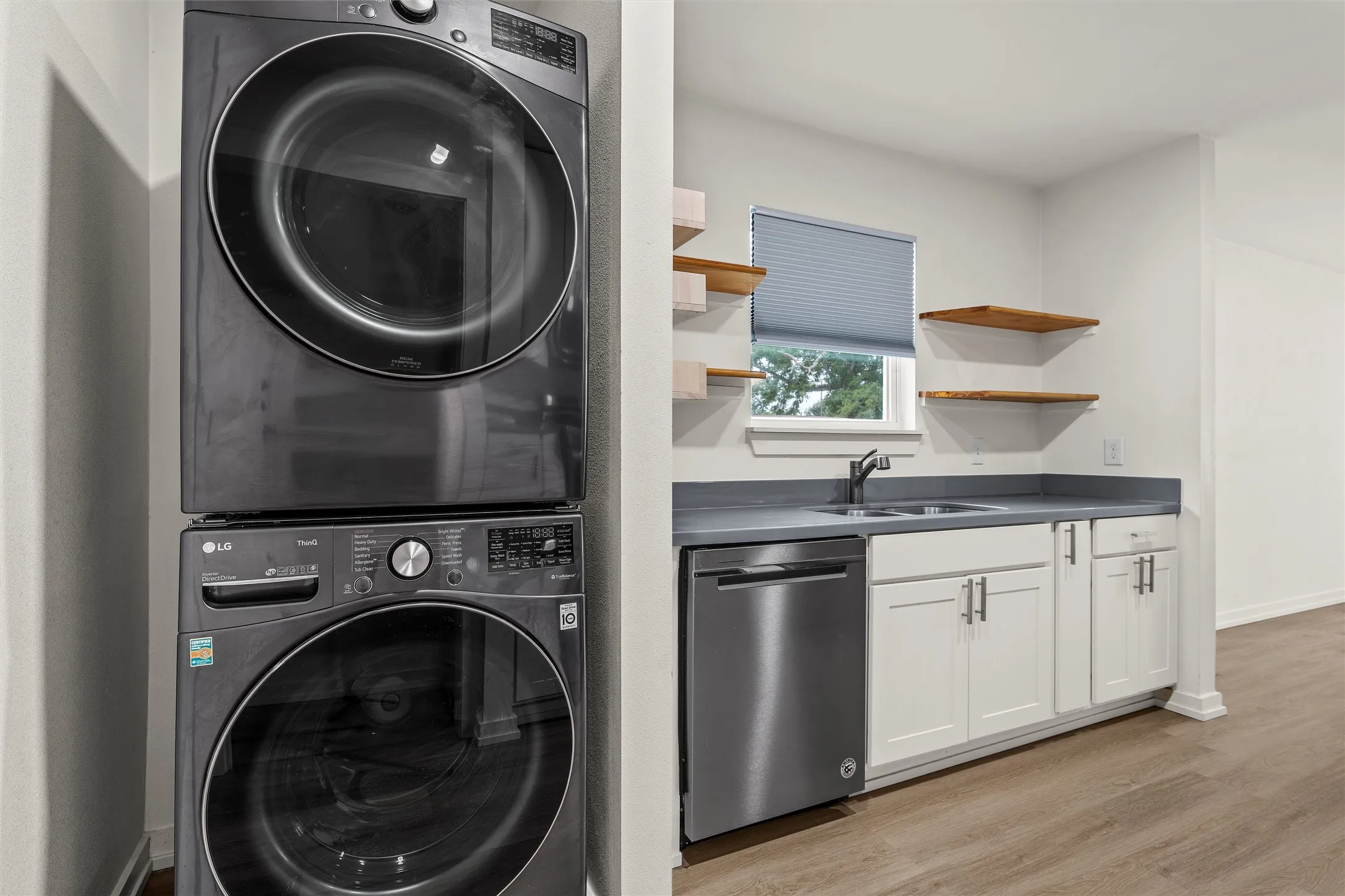 Triplex For Sale in Mc Lennan County , 700 Hines Avenue, Waco, Texas 76706, 3 Bedroom, 4 Bathroom, Garage spaces, 0 Sqft, built in 2021, Price $525,000, mls#21298961, Real Estate Agent in Waco, Homes For Sale in Mc Lennan county, Homes For Sale in Waco, Realtor in Waco Texas, Real Estate Brokerage Independent Realty Texas, Luminita Cordes Realtor