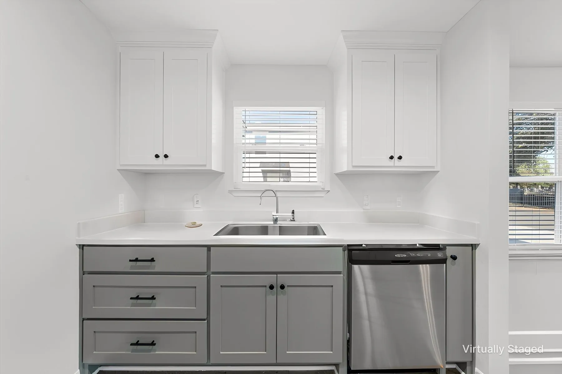 Triplex For Sale in Mc Lennan County , 700 Hines Avenue, Waco, Texas 76706, 3 Bedroom, 4 Bathroom, Garage spaces, 0 Sqft, built in 2021, Price $525,000, mls#21298961, Real Estate Agent in Waco, Homes For Sale in Mc Lennan county, Homes For Sale in Waco, Realtor in Waco Texas, Real Estate Brokerage Independent Realty Texas, Luminita Cordes Realtor