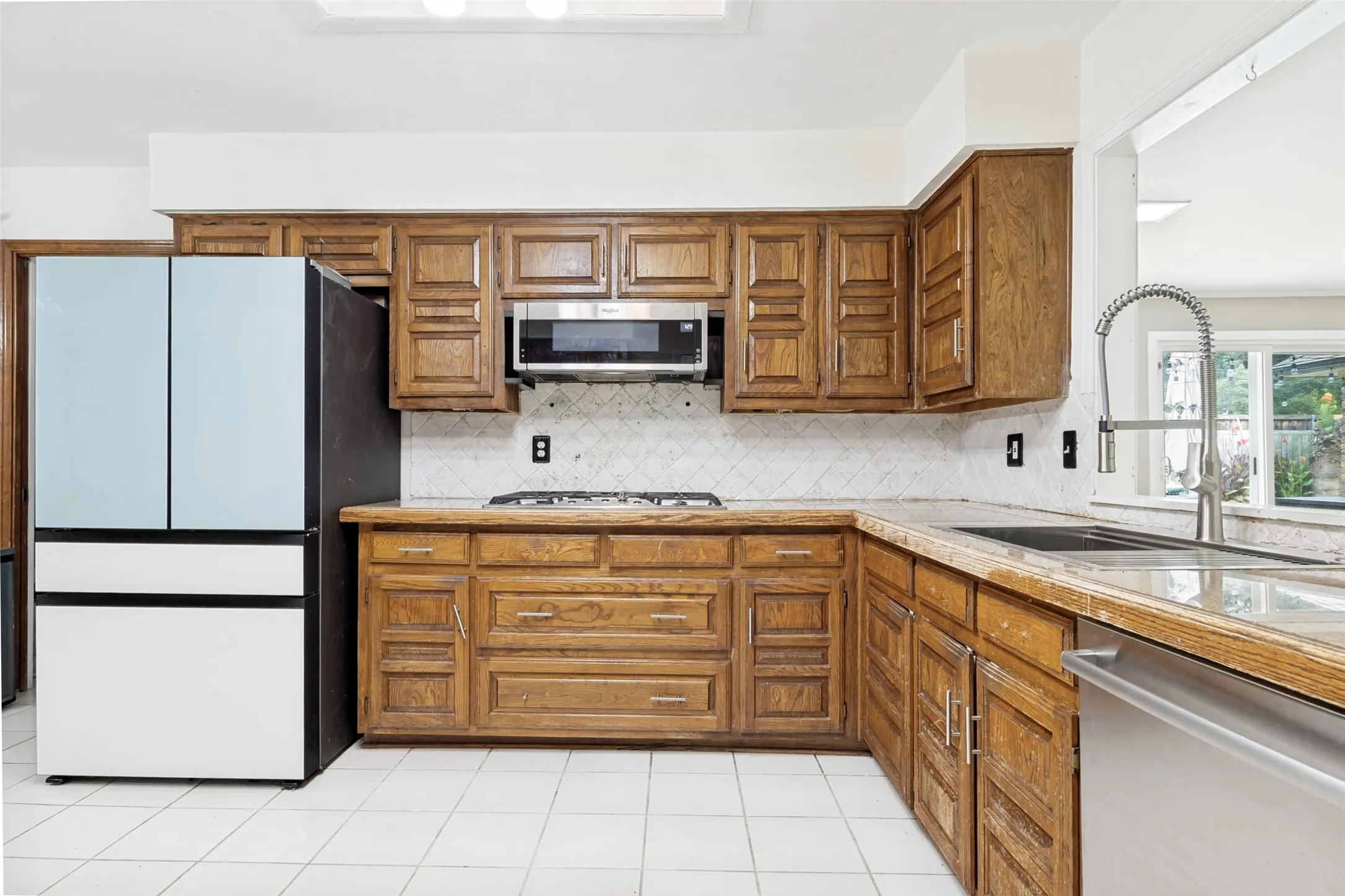 Single Family Residence For Sale in Collin County , 3329 Whiffletree Drive, Plano, Texas 75023, 4 Bedroom, 3 Bathroom, 2 Garage spaces, 3,130 Sqft, built in 1979, mls#21296755, Real Estate Agent in Plano, Homes For Sale in Collin county, Homes For Sale in Plano, Realtor in Plano Texas, Real Estate Brokerage Independent Realty Texas, Luminita Cordes Realtor