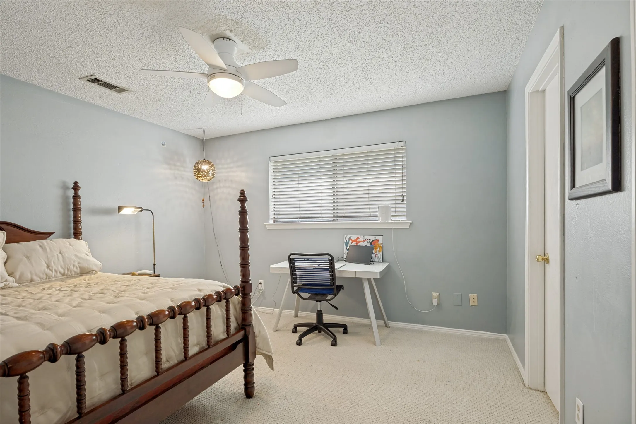 Single Family Residence For Sale in Collin County , 3329 Whiffletree Drive, Plano, Texas 75023, 4 Bedroom, 3 Bathroom, 2 Garage spaces, 3,130 Sqft, built in 1979, mls#21296755, Real Estate Agent in Plano, Homes For Sale in Collin county, Homes For Sale in Plano, Realtor in Plano Texas, Real Estate Brokerage Independent Realty Texas, Luminita Cordes Realtor