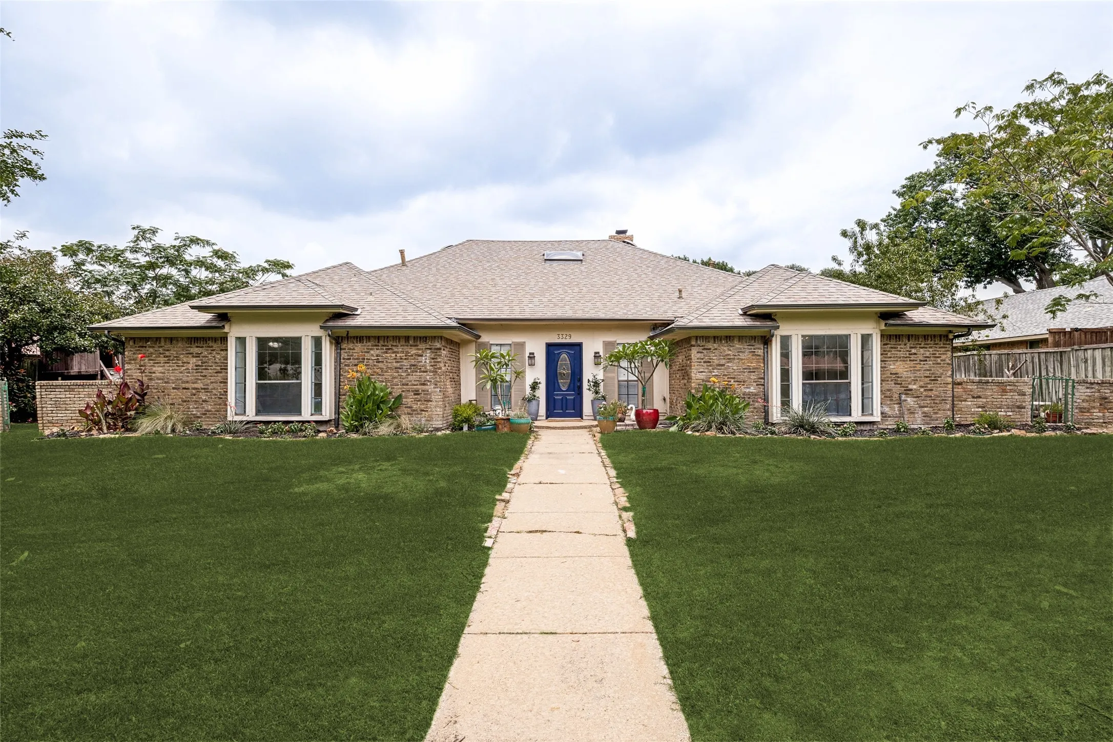 Single Family Residence For Sale in Collin County , 3329 Whiffletree Drive, Plano, Texas 75023, 4 Bedroom, 3 Bathroom, 2 Garage spaces, 3,130 Sqft, built in 1979, mls#21296755, Real Estate Agent in Plano, Homes For Sale in Collin county, Homes For Sale in Plano, Realtor in Plano Texas, Real Estate Brokerage Independent Realty Texas, Luminita Cordes Realtor