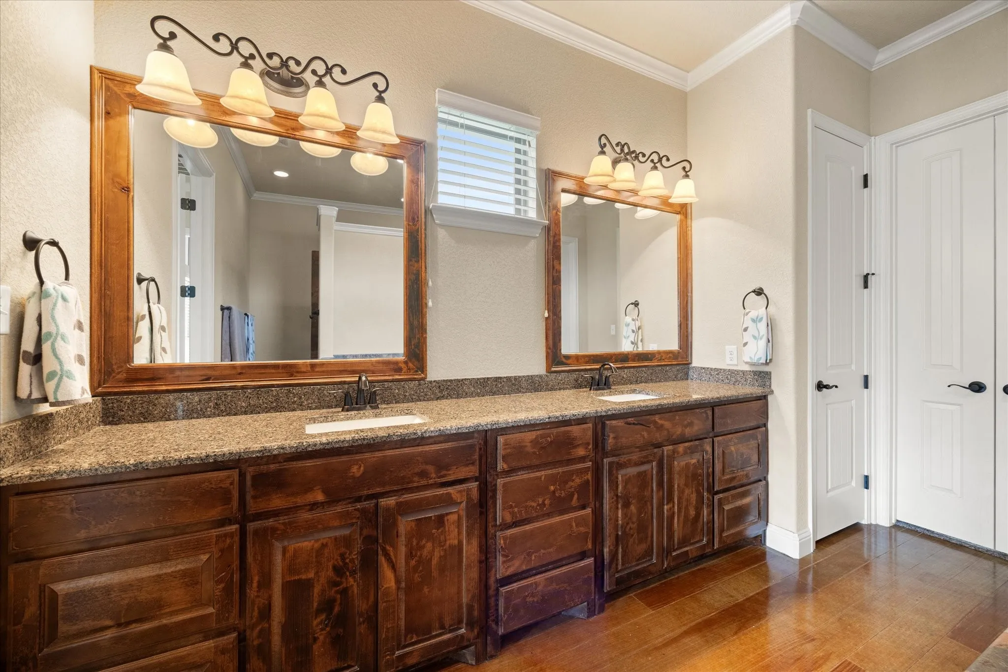 Dual sinks, lots of storage, custom closet system