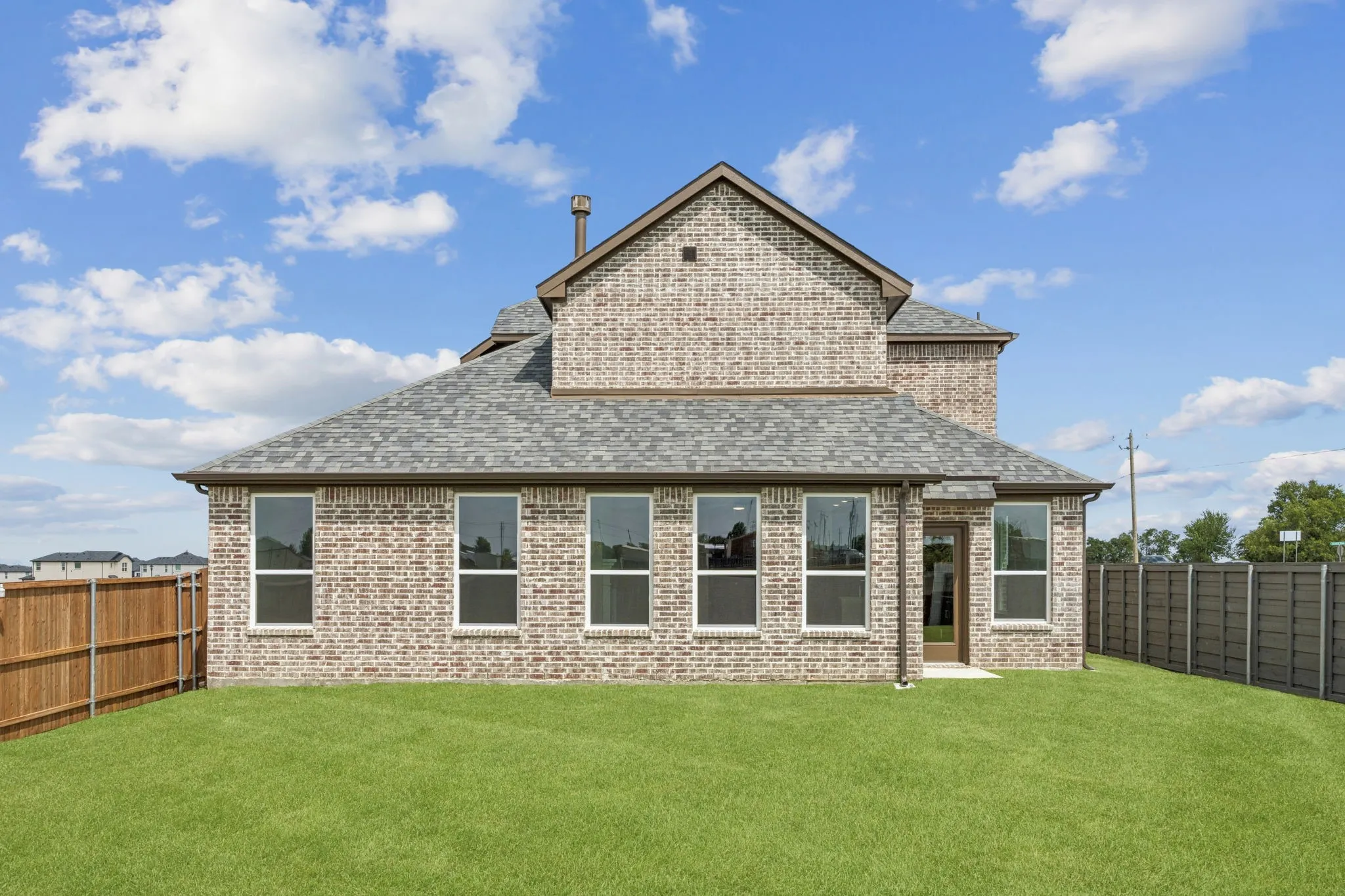 Single Family Residence For Sale in Kaufman County , 1836 Acosta Drive, Forney, Texas 75126, 5 Bedroom, 4 Bathroom, 2 Garage spaces, 2,664 Sqft, built in 2025, mls#21299336, Real Estate Agent in Forney, Homes For Sale in Kaufman county, Homes For Sale in Forney, Realtor in Forney Texas, Real Estate Brokerage Independent Realty Texas, Luminita Cordes Realtor