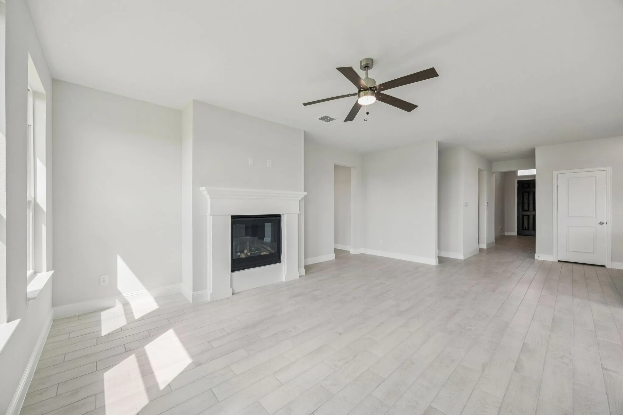 Single Family Residence For Sale in Kaufman County , 1836 Acosta Drive, Forney, Texas 75126, 5 Bedroom, 4 Bathroom, 2 Garage spaces, 2,664 Sqft, built in 2025, mls#21299336, Real Estate Agent in Forney, Homes For Sale in Kaufman county, Homes For Sale in Forney, Realtor in Forney Texas, Real Estate Brokerage Independent Realty Texas, Luminita Cordes Realtor