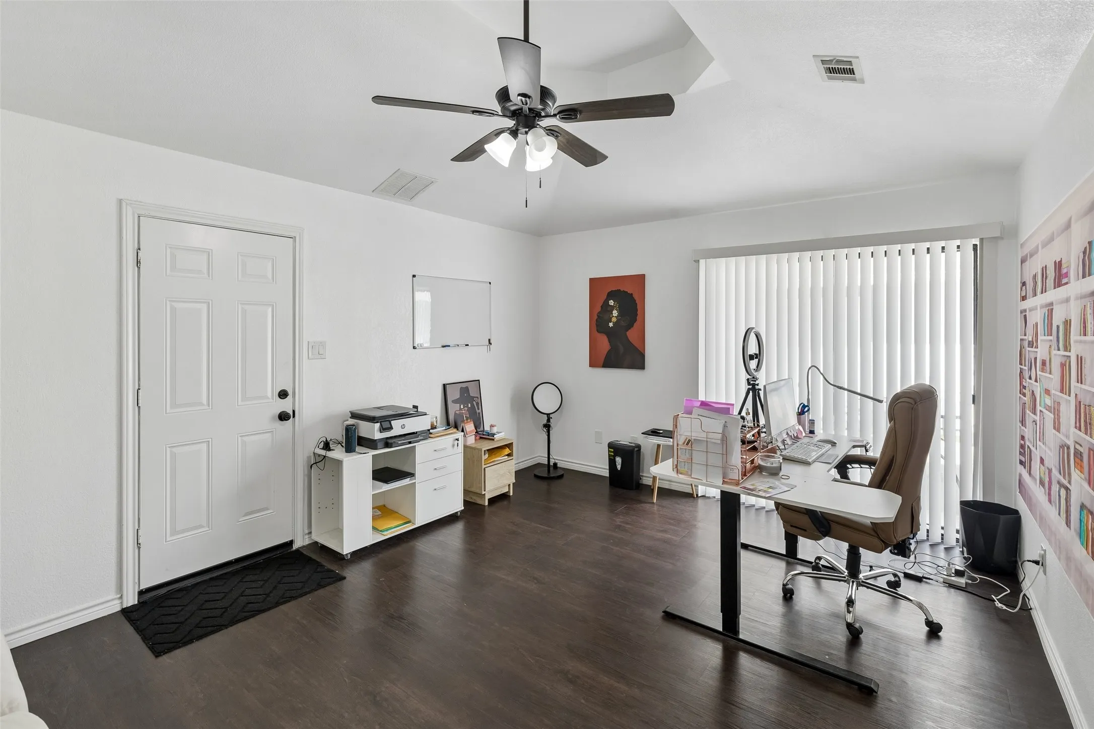 Single Family Residence For Sale in Dallas County , 2405 Hanover Court, Rowlett, Texas 75088, 4 Bedroom, 3 Bathroom, 2 Garage spaces, 2,424 Sqft, built in 1985, mls#21290110, Real Estate Agent in Rowlett, Homes For Sale in Dallas county, Homes For Sale in Rowlett, Realtor in Rowlett Texas, Real Estate Brokerage Independent Realty Texas, Luminita Cordes Realtor