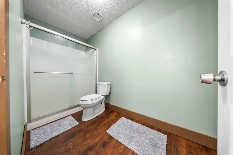 Farm For Sale in Denton County , 8085 Jackson Road, Krum, Texas 76249, 3 Bedroom, 3 Bathroom, 2 Garage spaces, 1,963 Sqft, built in 1984, mls#21292983, Real Estate Agent in Krum, Homes For Sale in Denton county, Homes For Sale in Krum, Realtor in Krum Texas, Real Estate Brokerage Independent Realty Texas, Luminita Cordes Realtor
