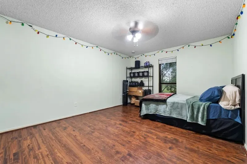Farm For Sale in Denton County , 8085 Jackson Road, Krum, Texas 76249, 3 Bedroom, 3 Bathroom, 2 Garage spaces, 1,963 Sqft, built in 1984, mls#21292983, Real Estate Agent in Krum, Homes For Sale in Denton county, Homes For Sale in Krum, Realtor in Krum Texas, Real Estate Brokerage Independent Realty Texas, Luminita Cordes Realtor