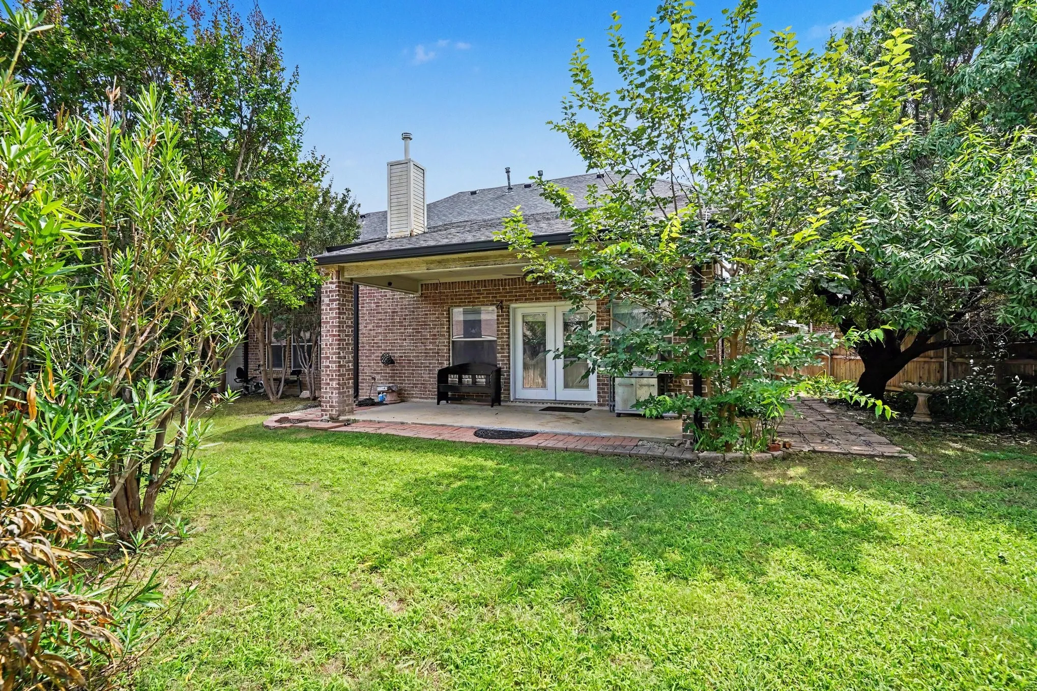 Single Family Residence For Rent in Tarrant County , 8660 Lariat Circle, Fort Worth, Texas 76244, 4 Bedroom, 4 Bathroom, 2 Garage spaces, 3,744 Sqft, built in 2002, Price $3,400, mls#21298956, Real Estate Agent in Fort Worth, Homes For Rent in Tarrant county, Homes For Rent in Fort Worth, Realtor in Fort Worth Texas, Real Estate Brokerage Independent Realty Texas, Luminita Cordes Realtor
