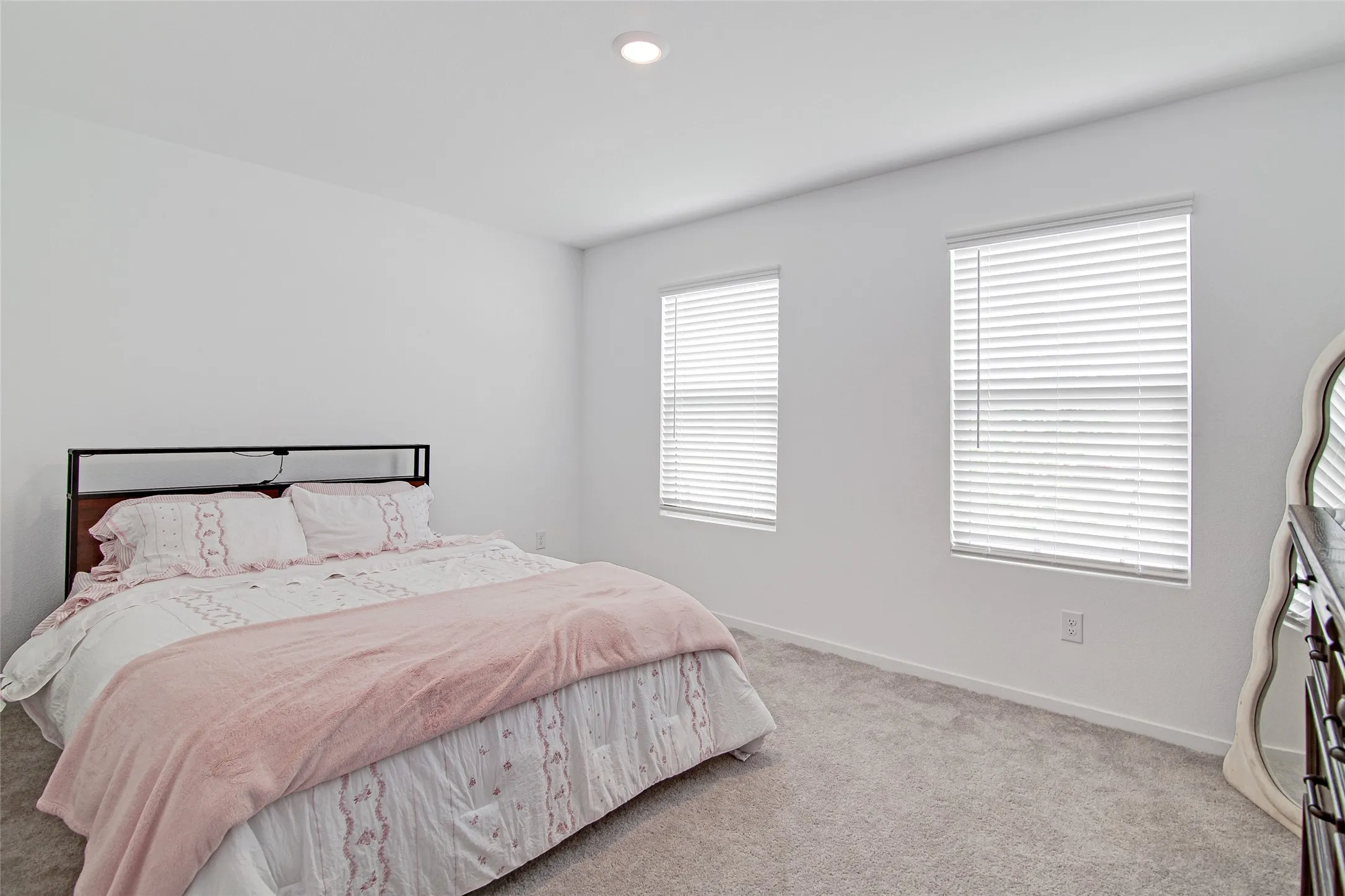 Single Family Residence For Sale in Tarrant County , 1300 Little Flock Drive, Fort Worth, Texas 76036, 4 Bedroom, 2 Bathroom, 2 Garage spaces, 1,867 Sqft, built in 2026, mls#21297216, Real Estate Agent in Fort Worth, Homes For Sale in Tarrant county, Homes For Sale in Fort Worth, Realtor in Fort Worth Texas, Real Estate Brokerage Independent Realty Texas, Luminita Cordes Realtor