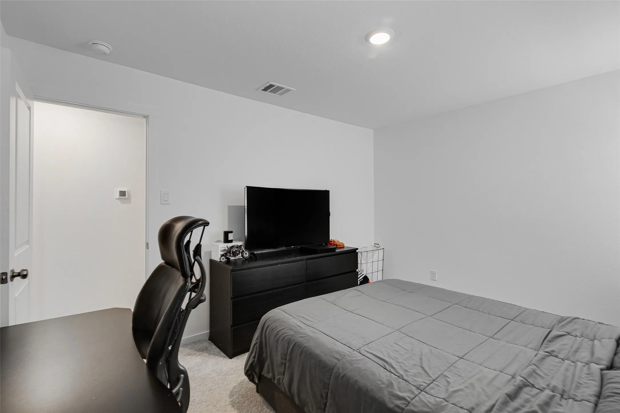 Single Family Residence For Sale in Tarrant County , 1300 Little Flock Drive, Fort Worth, Texas 76036, 4 Bedroom, 2 Bathroom, 2 Garage spaces, 1,867 Sqft, built in 2026, mls#21297216, Real Estate Agent in Fort Worth, Homes For Sale in Tarrant county, Homes For Sale in Fort Worth, Realtor in Fort Worth Texas, Real Estate Brokerage Independent Realty Texas, Luminita Cordes Realtor