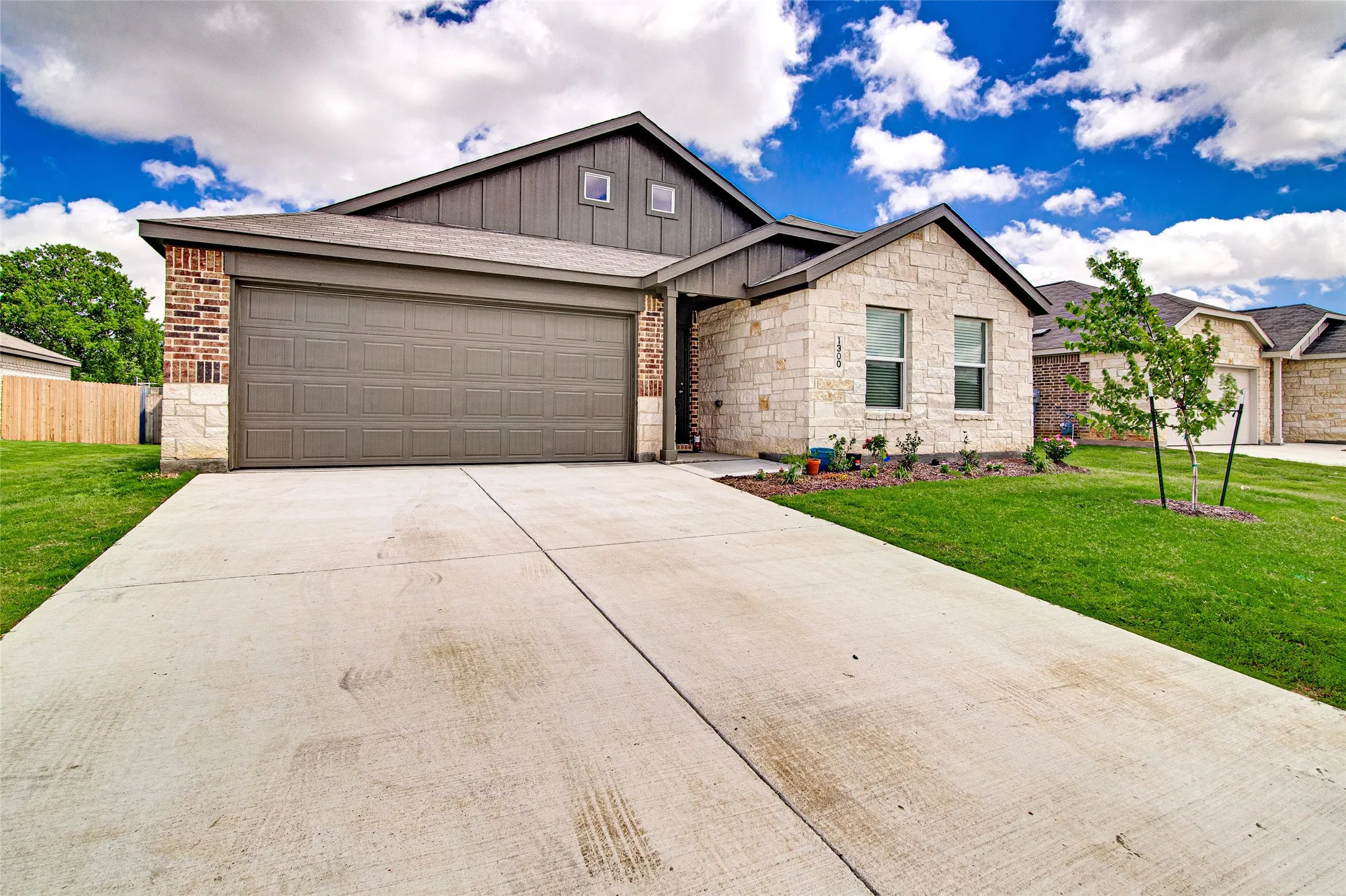 Single Family Residence For Sale in Tarrant County , 1300 Little Flock Drive, Fort Worth, Texas 76036, 4 Bedroom, 2 Bathroom, 2 Garage spaces, 1,867 Sqft, built in 2026, mls#21297216, Real Estate Agent in Fort Worth, Homes For Sale in Tarrant county, Homes For Sale in Fort Worth, Realtor in Fort Worth Texas, Real Estate Brokerage Independent Realty Texas, Luminita Cordes Realtor