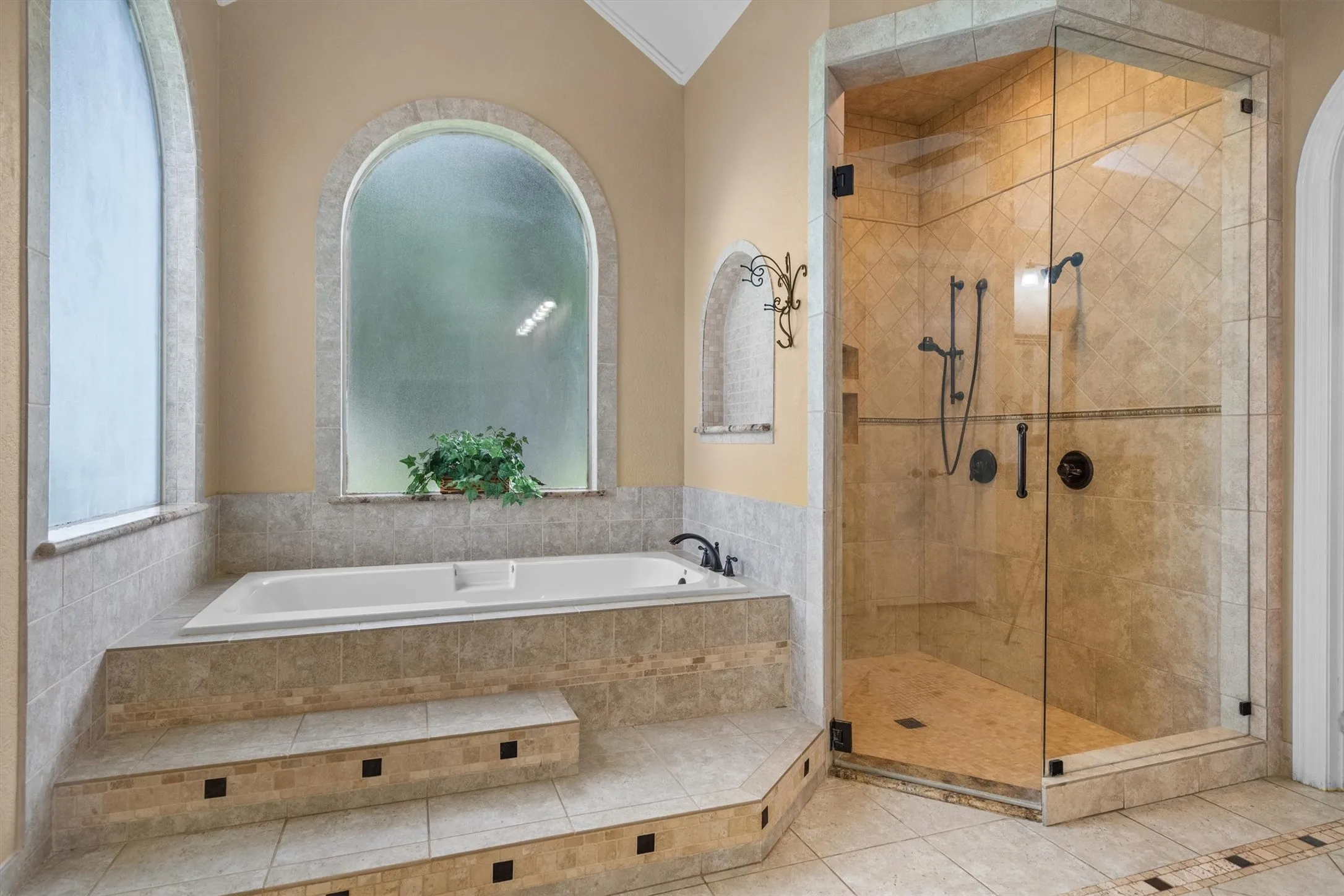 Single Family Residence For Sale in Denton County , 980 Ranch Road, Copper Canyon, Texas 76226, 5 Bedroom, 5 Bathroom, 2 Garage spaces, 5,976 Sqft, built in 1995, mls#21294586, Real Estate Agent in Copper Canyon, Homes For Sale in Denton county, Homes For Sale in Copper Canyon, Realtor in Copper Canyon Texas, Real Estate Brokerage Independent Realty Texas, Luminita Cordes Realtor
