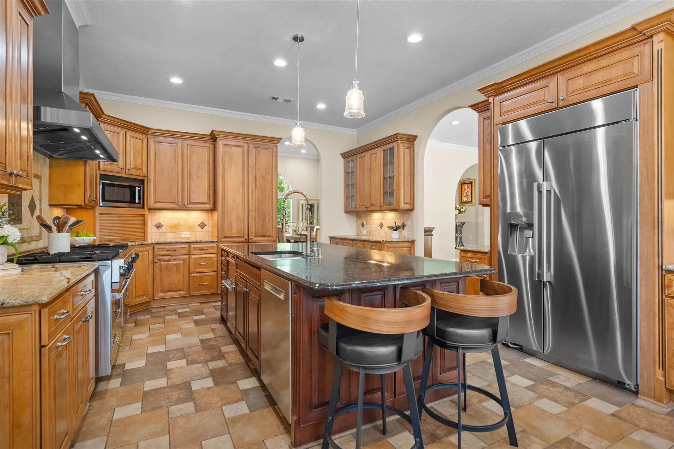 Single Family Residence For Sale in Denton County , 980 Ranch Road, Copper Canyon, Texas 76226, 5 Bedroom, 5 Bathroom, 2 Garage spaces, 5,976 Sqft, built in 1995, mls#21294586, Real Estate Agent in Copper Canyon, Homes For Sale in Denton county, Homes For Sale in Copper Canyon, Realtor in Copper Canyon Texas, Real Estate Brokerage Independent Realty Texas, Luminita Cordes Realtor