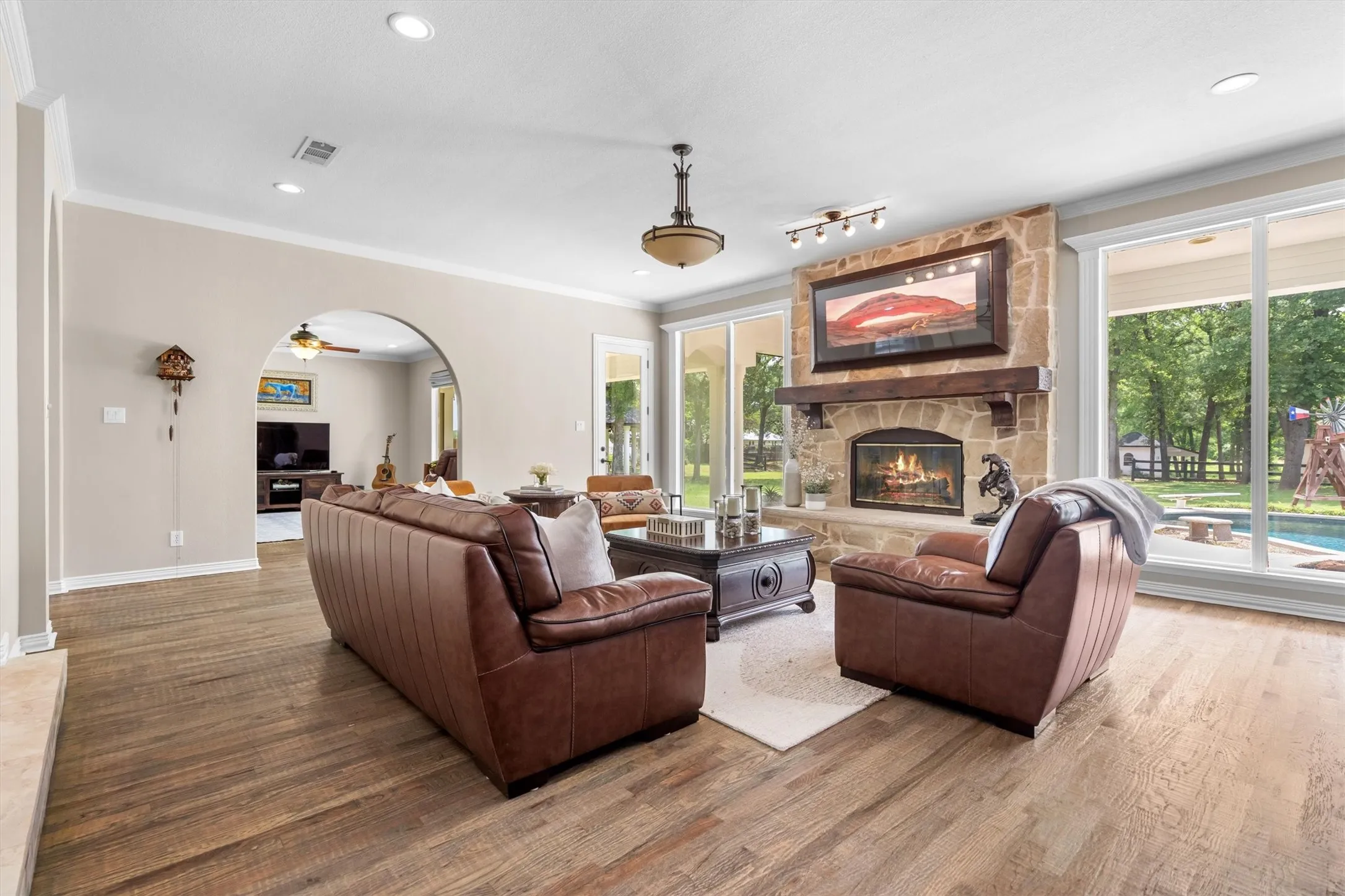 Single Family Residence For Sale in Denton County , 980 Ranch Road, Copper Canyon, Texas 76226, 5 Bedroom, 5 Bathroom, 2 Garage spaces, 5,976 Sqft, built in 1995, mls#21294586, Real Estate Agent in Copper Canyon, Homes For Sale in Denton county, Homes For Sale in Copper Canyon, Realtor in Copper Canyon Texas, Real Estate Brokerage Independent Realty Texas, Luminita Cordes Realtor