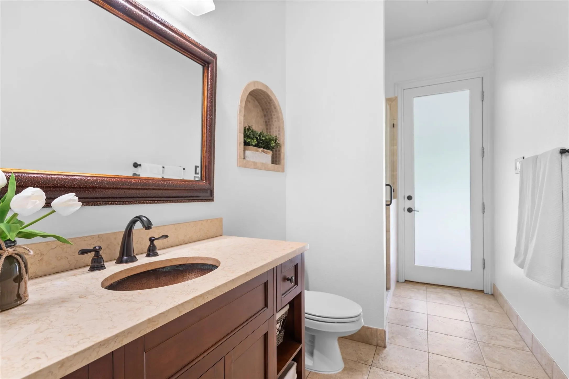 Single Family Residence For Sale in Denton County , 980 Ranch Road, Copper Canyon, Texas 76226, 5 Bedroom, 5 Bathroom, 2 Garage spaces, 5,976 Sqft, built in 1995, mls#21294586, Real Estate Agent in Copper Canyon, Homes For Sale in Denton county, Homes For Sale in Copper Canyon, Realtor in Copper Canyon Texas, Real Estate Brokerage Independent Realty Texas, Luminita Cordes Realtor