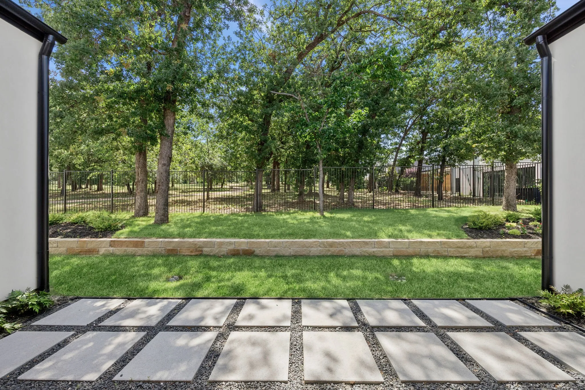 Single Family Residence For Sale in Tarrant County , 225 Metairie Lane, Southlake, Texas 76092, 5 Bedroom, 6 Bathroom, 3 Garage spaces, 5,333 Sqft, built in 2026, mls#21293586, Real Estate Agent in Southlake, Homes For Sale in Tarrant county, Homes For Sale in Southlake, Realtor in Southlake Texas, Real Estate Brokerage Independent Realty Texas, Luminita Cordes Realtor