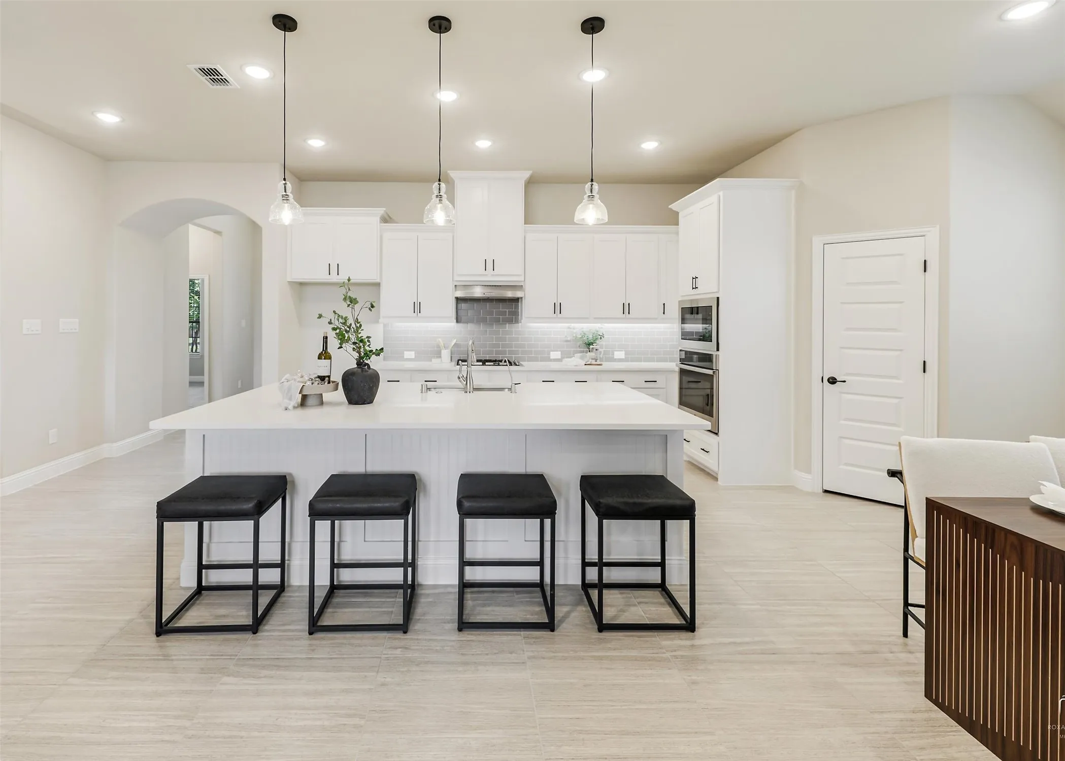 Single Family Residence For Sale in Collin County , 1204 Fargo Drive, Mc Kinney, Texas 75071, 4 Bedroom, 3 Bathroom, 2 Garage spaces, 2,119 Sqft, built in 2020, mls#21295349, Real Estate Agent in Mc Kinney, Homes For Sale in Collin county, Homes For Sale in Mc Kinney, Realtor in Mc Kinney Texas, Real Estate Brokerage Independent Realty Texas, Luminita Cordes Realtor