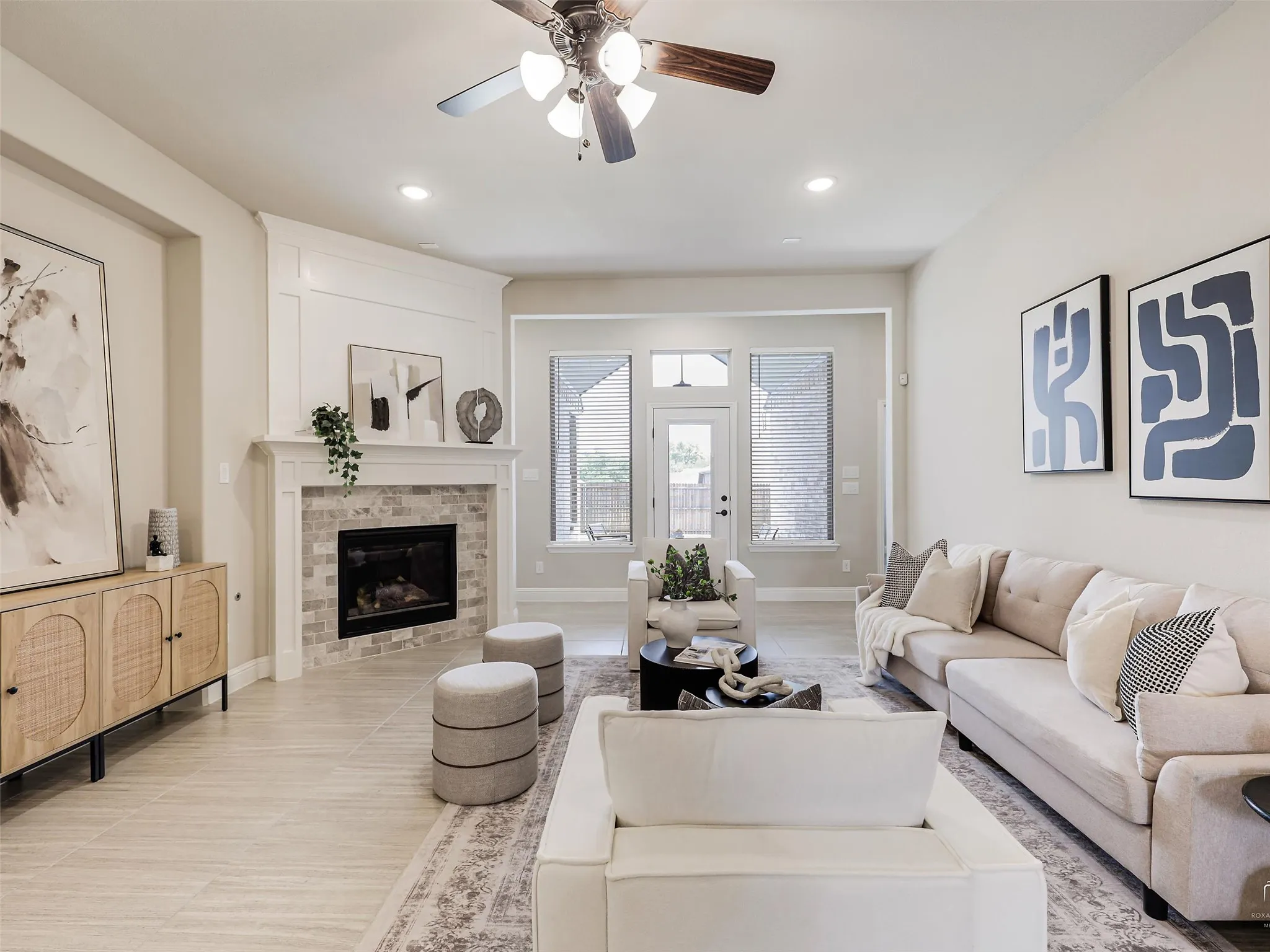 Single Family Residence For Sale in Collin County , 1204 Fargo Drive, Mc Kinney, Texas 75071, 4 Bedroom, 3 Bathroom, 2 Garage spaces, 2,119 Sqft, built in 2020, mls#21295349, Real Estate Agent in Mc Kinney, Homes For Sale in Collin county, Homes For Sale in Mc Kinney, Realtor in Mc Kinney Texas, Real Estate Brokerage Independent Realty Texas, Luminita Cordes Realtor
