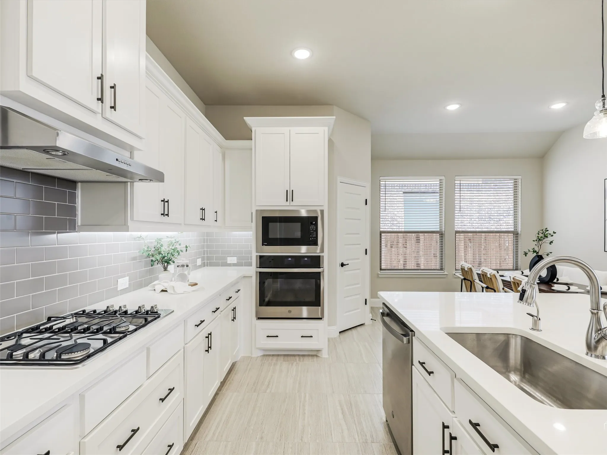 Single Family Residence For Sale in Collin County , 1204 Fargo Drive, Mc Kinney, Texas 75071, 4 Bedroom, 3 Bathroom, 2 Garage spaces, 2,119 Sqft, built in 2020, mls#21295349, Real Estate Agent in Mc Kinney, Homes For Sale in Collin county, Homes For Sale in Mc Kinney, Realtor in Mc Kinney Texas, Real Estate Brokerage Independent Realty Texas, Luminita Cordes Realtor