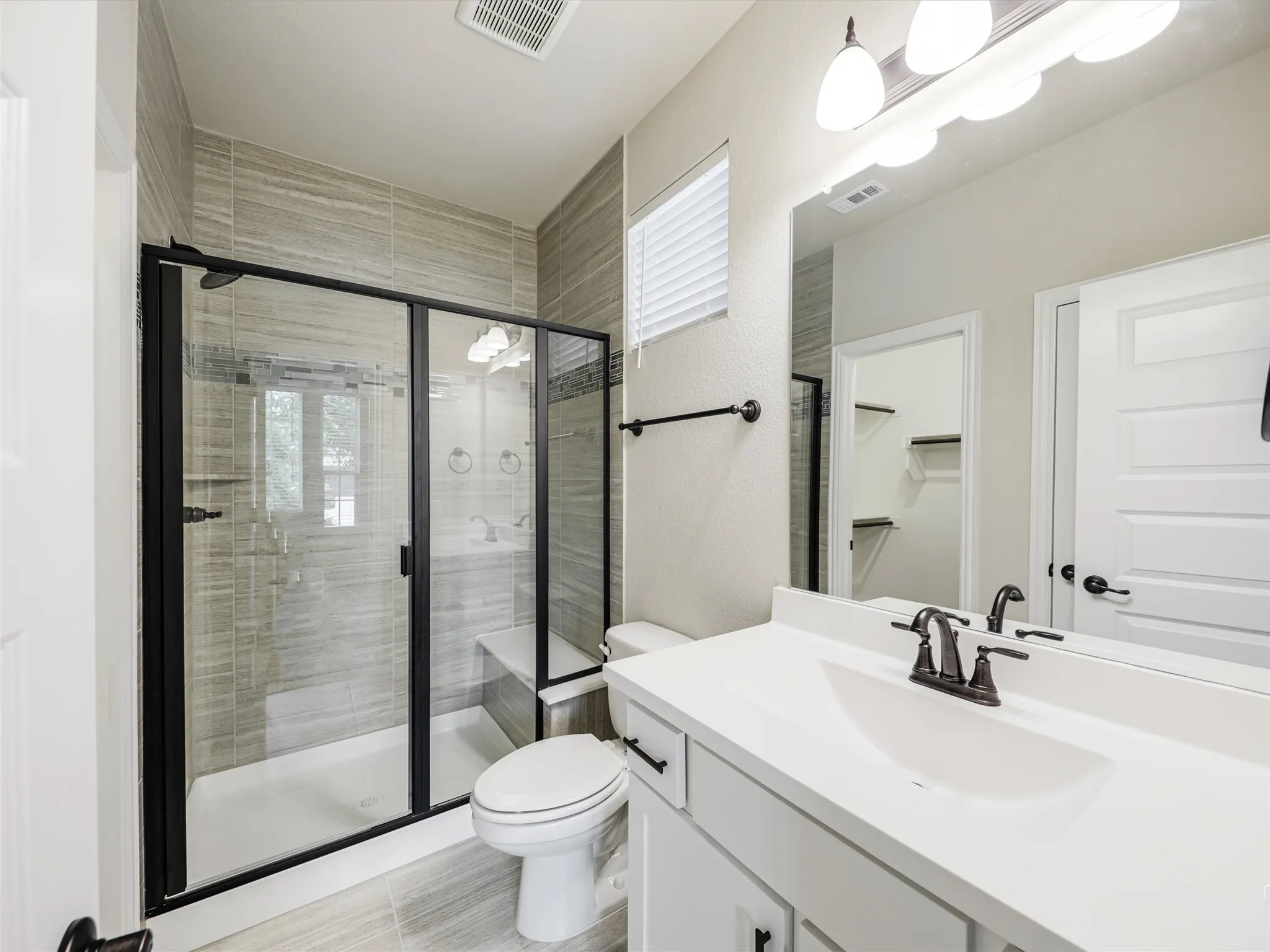 Single Family Residence For Sale in Collin County , 1204 Fargo Drive, Mc Kinney, Texas 75071, 4 Bedroom, 3 Bathroom, 2 Garage spaces, 2,119 Sqft, built in 2020, mls#21295349, Real Estate Agent in Mc Kinney, Homes For Sale in Collin county, Homes For Sale in Mc Kinney, Realtor in Mc Kinney Texas, Real Estate Brokerage Independent Realty Texas, Luminita Cordes Realtor