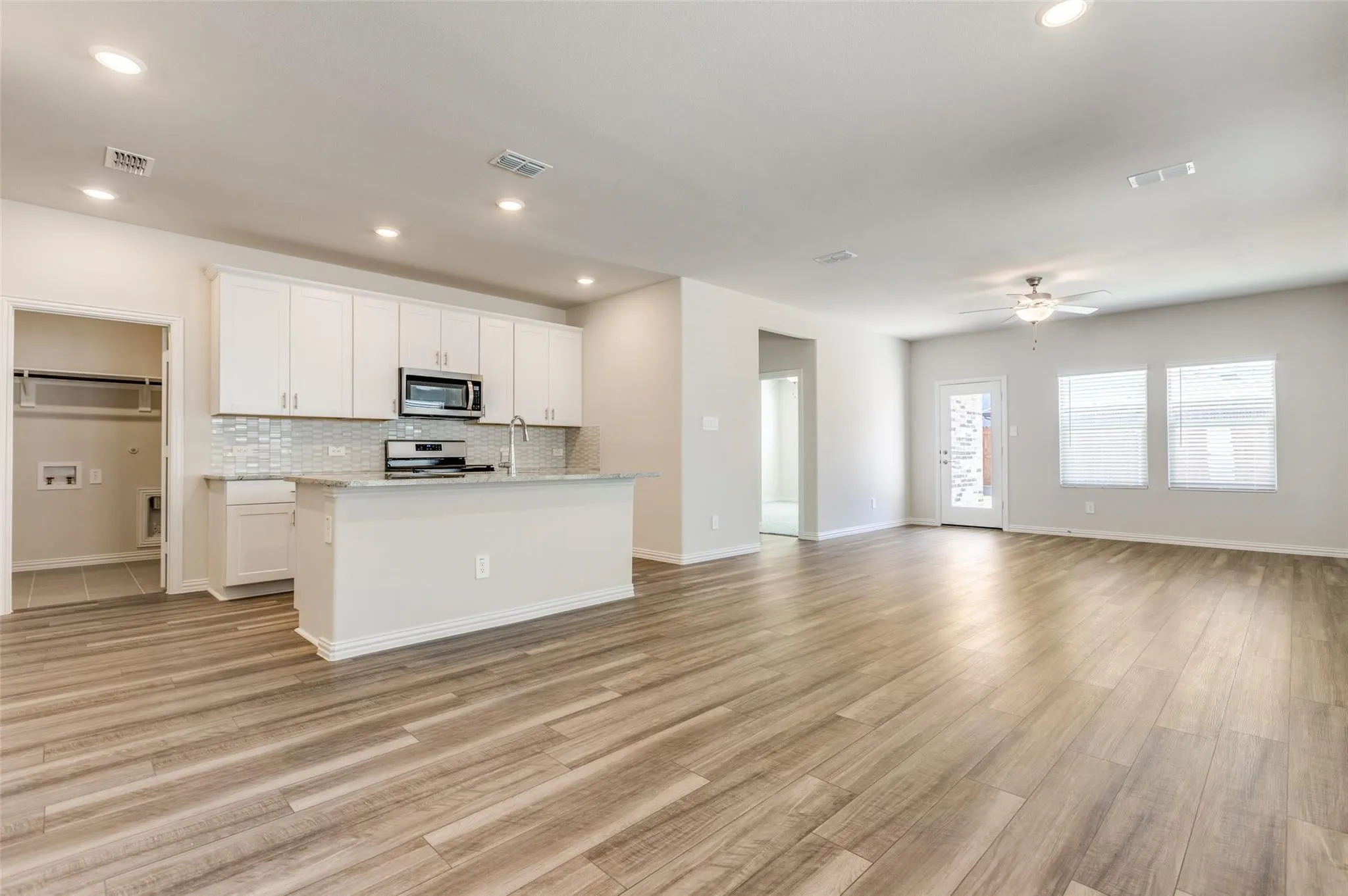Single Family Residence For Rent in Collin County , 105 Caliber Court, Princeton, Texas 75071, 4 Bedroom, 3 Bathroom, 2 Garage spaces, 2,351 Sqft, built in 2024, mls#21291162, Real Estate Agent in Princeton, Homes For Rent in Collin county, Homes For Rent in Princeton, Realtor in Princeton Texas, Real Estate Brokerage Independent Realty Texas, Luminita Cordes Realtor