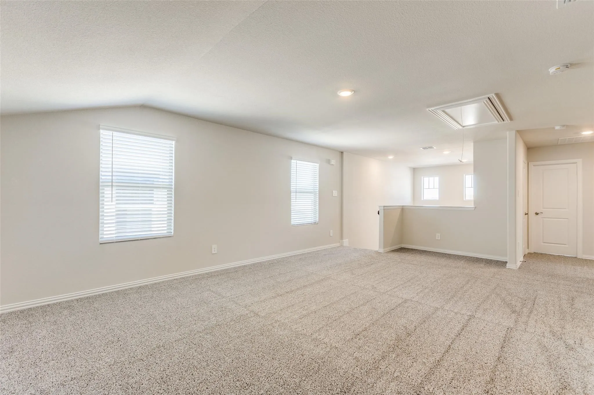 Single Family Residence For Rent in Collin County , 105 Caliber Court, Princeton, Texas 75071, 4 Bedroom, 3 Bathroom, 2 Garage spaces, 2,351 Sqft, built in 2024, mls#21291162, Real Estate Agent in Princeton, Homes For Rent in Collin county, Homes For Rent in Princeton, Realtor in Princeton Texas, Real Estate Brokerage Independent Realty Texas, Luminita Cordes Realtor