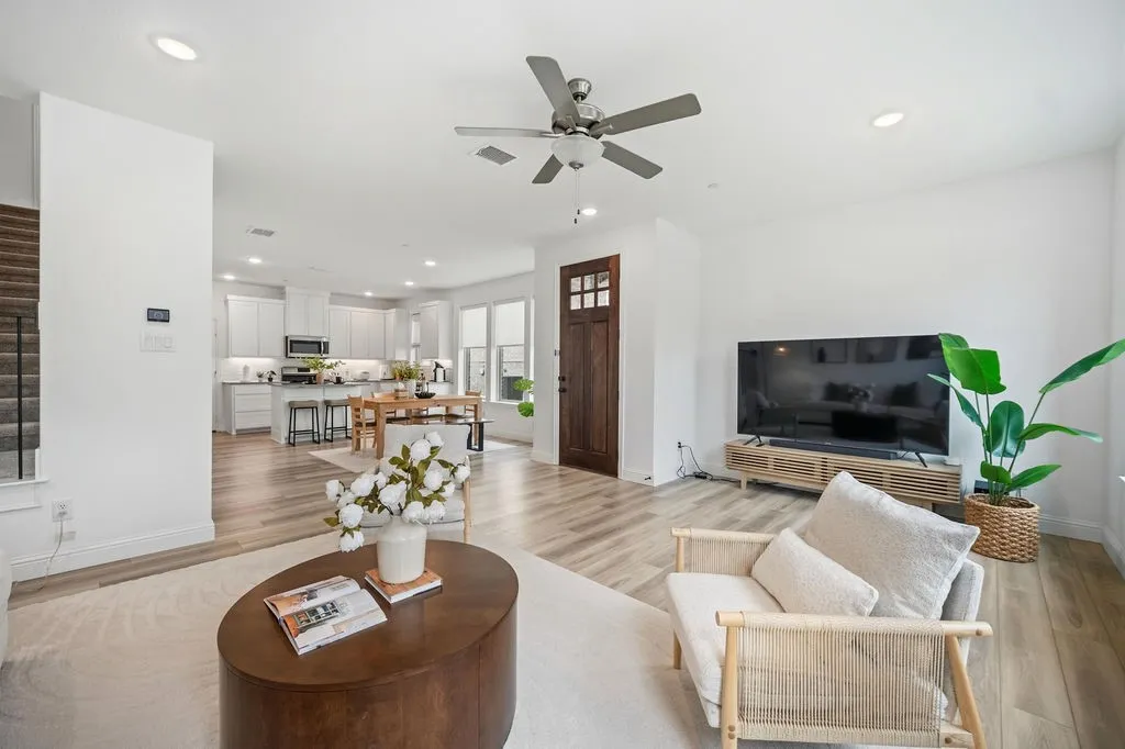 Townhouse For Sale in Dallas County , 2622 Settlers Place, Garland, Texas 75042, 3 Bedroom, 3 Bathroom, 2 Garage spaces, 1,972 Sqft, built in 2023, mls#21299011, Real Estate Agent in Garland, Homes For Sale in Dallas county, Homes For Sale in Garland, Realtor in Garland Texas, Real Estate Brokerage Independent Realty Texas, Luminita Cordes Realtor