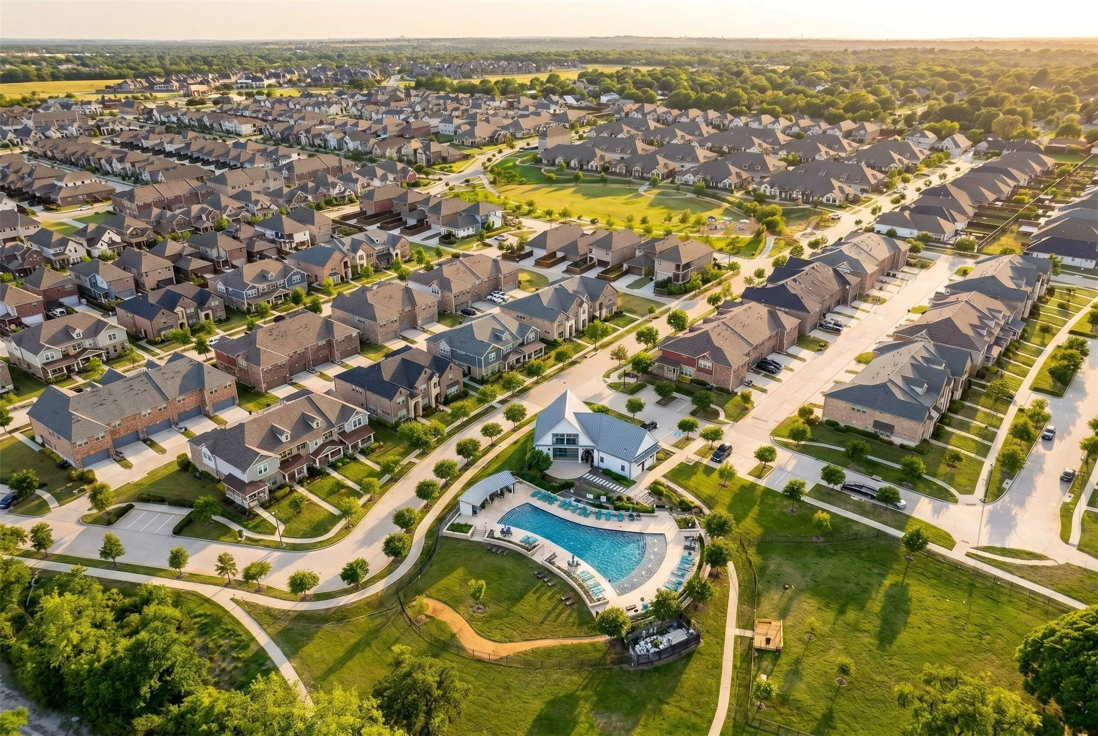 Townhouse For Sale in Dallas County , 2622 Settlers Place, Garland, Texas 75042, 3 Bedroom, 3 Bathroom, 2 Garage spaces, 1,972 Sqft, built in 2023, mls#21299011, Real Estate Agent in Garland, Homes For Sale in Dallas county, Homes For Sale in Garland, Realtor in Garland Texas, Real Estate Brokerage Independent Realty Texas, Luminita Cordes Realtor