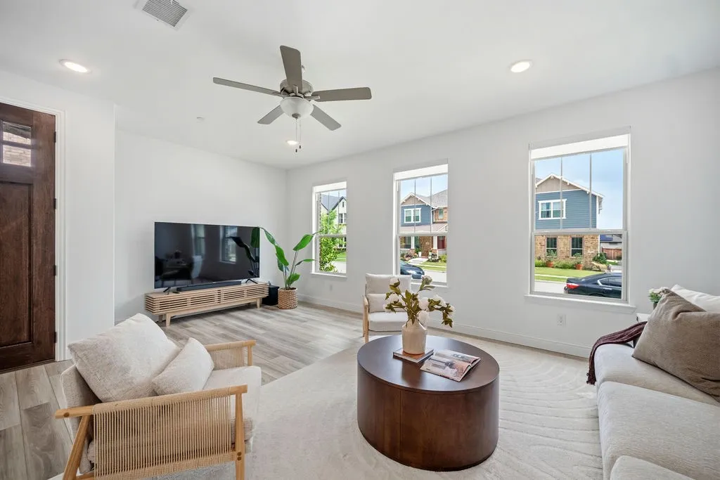 Townhouse For Sale in Dallas County , 2622 Settlers Place, Garland, Texas 75042, 3 Bedroom, 3 Bathroom, 2 Garage spaces, 1,972 Sqft, built in 2023, mls#21299011, Real Estate Agent in Garland, Homes For Sale in Dallas county, Homes For Sale in Garland, Realtor in Garland Texas, Real Estate Brokerage Independent Realty Texas, Luminita Cordes Realtor