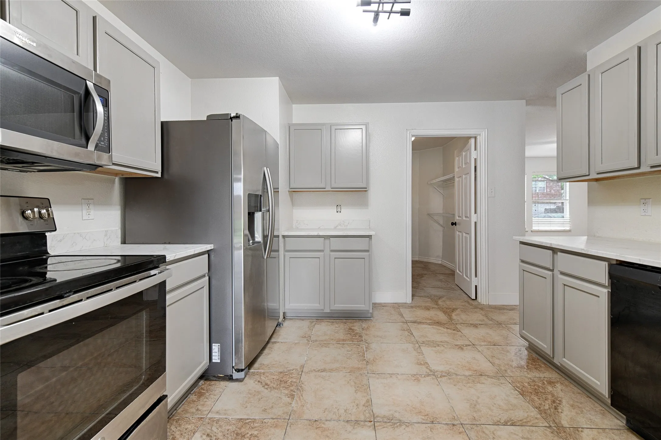 Single Family Residence For Sale in Collin County , 2629 Terrace Drive, Mc Kinney, Texas 75071, 4 Bedroom, 3 Bathroom, 2 Garage spaces, 2,354 Sqft, built in 2001, mls#21276883, Real Estate Agent in Mc Kinney, Homes For Sale in Collin county, Homes For Sale in Mc Kinney, Realtor in Mc Kinney Texas, Real Estate Brokerage Independent Realty Texas, Luminita Cordes Realtor