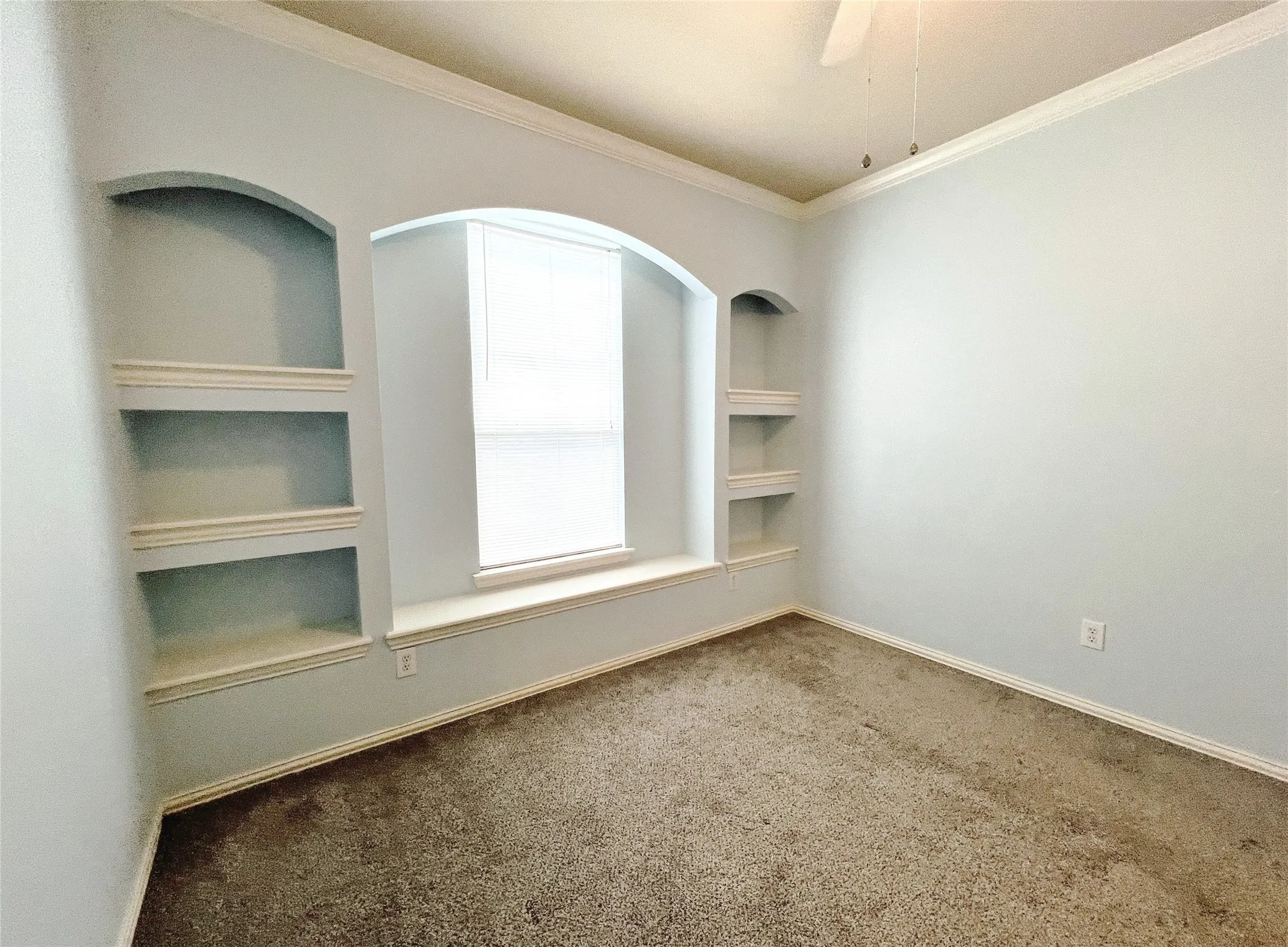Single Family Residence For Rent in Tarrant County , 552 Kerry Street, Crowley, Texas 76036, 3 Bedroom, 2 Bathroom, 2 Garage spaces, 1,636 Sqft, built in 2005, mls#21299487, Real Estate Agent in Crowley, Homes For Rent in Tarrant county, Homes For Rent in Crowley, Realtor in Crowley Texas, Real Estate Brokerage Independent Realty Texas, Luminita Cordes Realtor