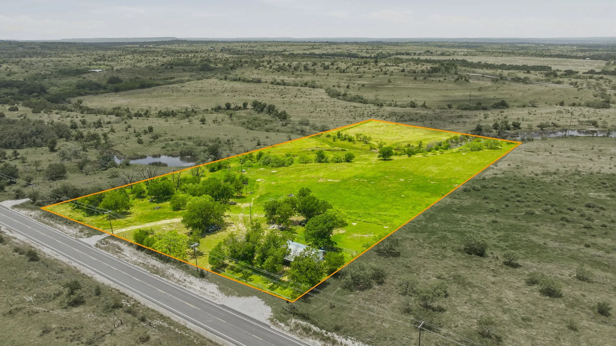 Single Family Residence For Sale in Comanche County , 5370 Highway 1702, Gustine, Texas 76455, 3 Bedroom, 1 Bathroom, Garage spaces, 1,518 Sqft, built in 1960, mls#21299047, Real Estate Agent in Gustine, Homes For Sale in Comanche county, Homes For Sale in Gustine, Realtor in Gustine Texas, Real Estate Brokerage Independent Realty Texas, Luminita Cordes Realtor