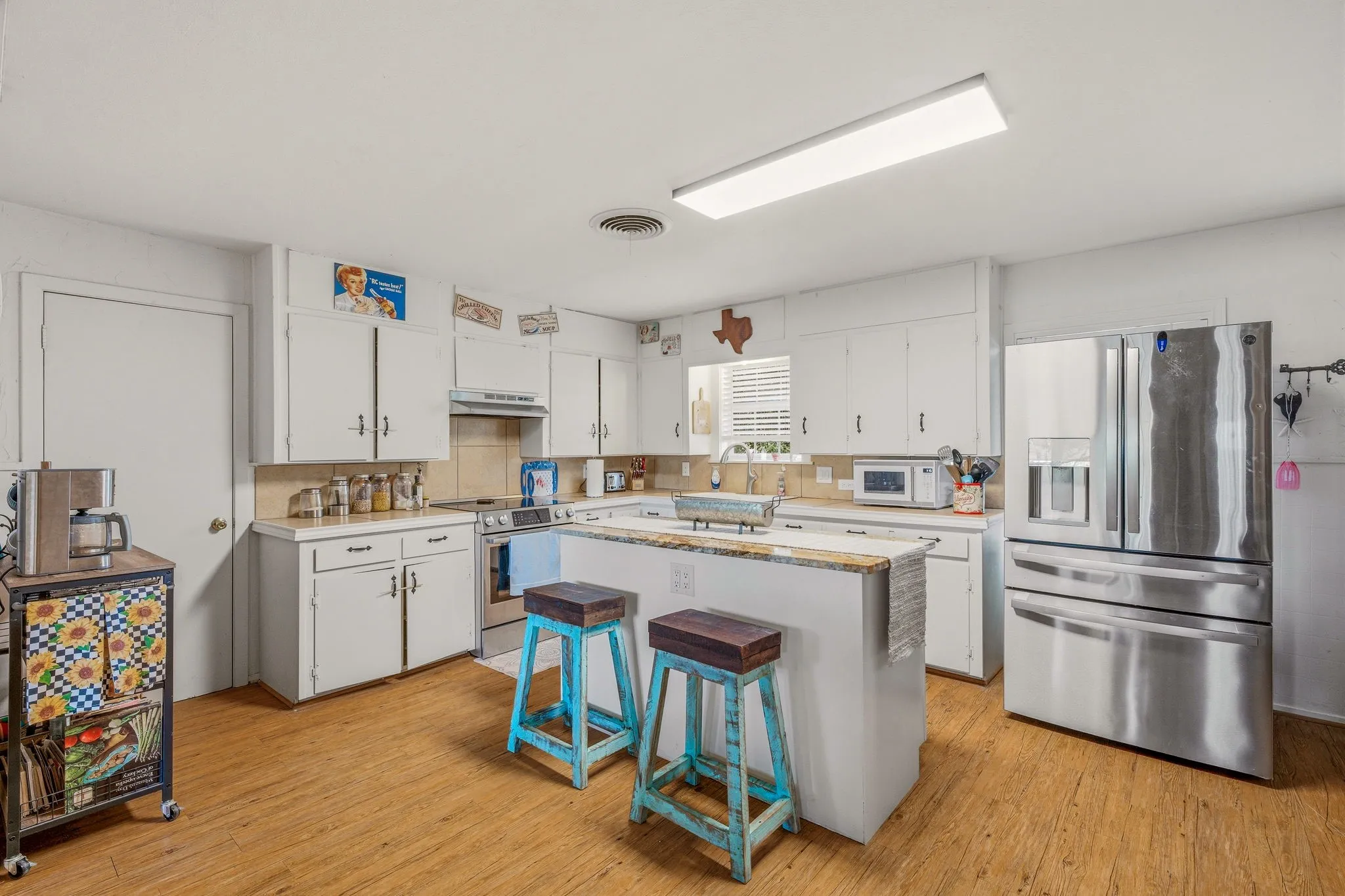 Single Family Residence For Sale in Comanche County , 5370 Highway 1702, Gustine, Texas 76455, 3 Bedroom, 1 Bathroom, Garage spaces, 1,518 Sqft, built in 1960, mls#21299047, Real Estate Agent in Gustine, Homes For Sale in Comanche county, Homes For Sale in Gustine, Realtor in Gustine Texas, Real Estate Brokerage Independent Realty Texas, Luminita Cordes Realtor