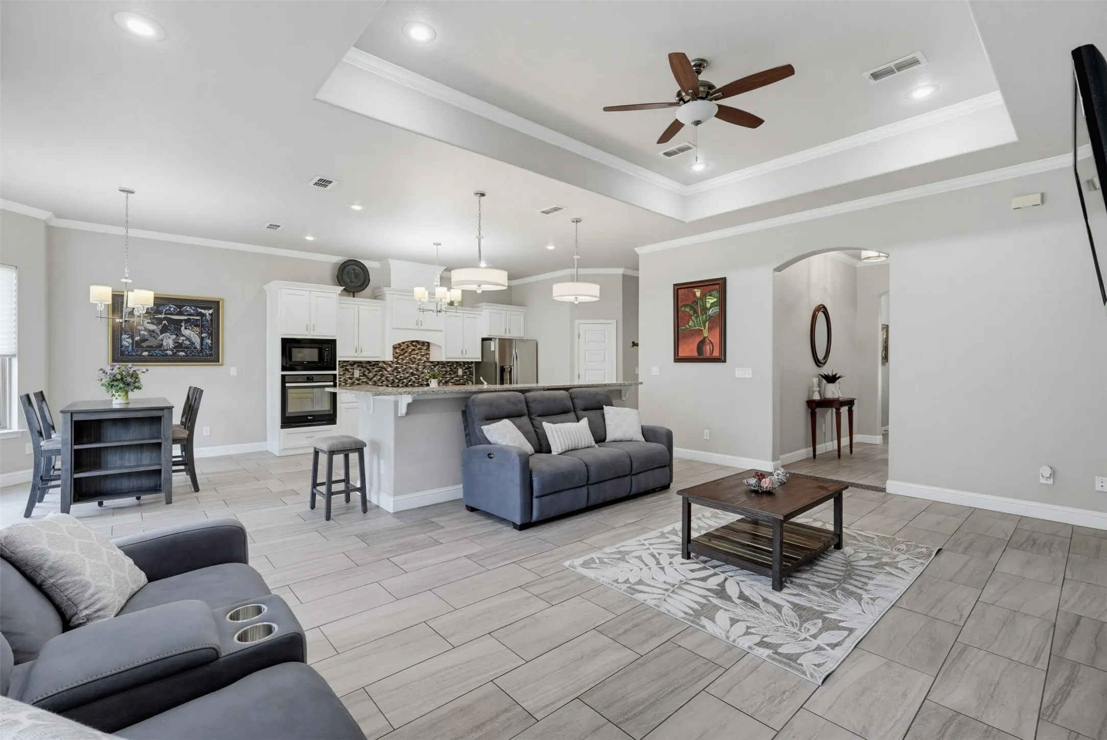 Single Family Residence For Sale in Parker County , 504 Sagebrush Court, Aledo, Texas 76008, 4 Bedroom, 2 Bathroom, 2 Garage spaces, 2,158 Sqft, built in 2016, mls#21292870, Real Estate Agent in Aledo, Homes For Sale in Parker county, Homes For Sale in Aledo, Realtor in Aledo Texas, Real Estate Brokerage Independent Realty Texas, Luminita Cordes Realtor