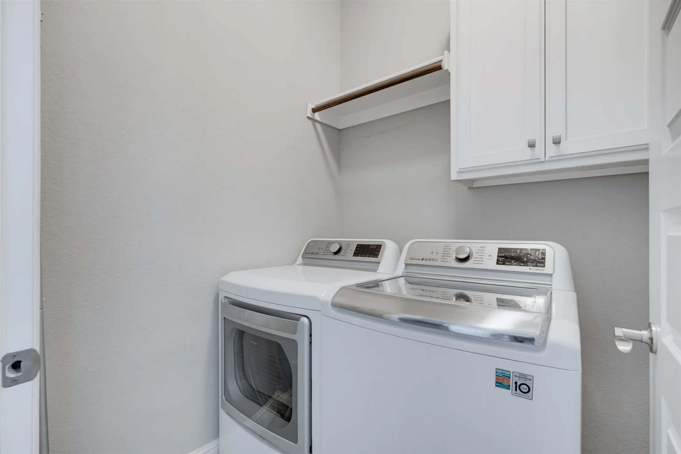 Single Family Residence For Sale in Parker County , 504 Sagebrush Court, Aledo, Texas 76008, 4 Bedroom, 2 Bathroom, 2 Garage spaces, 2,158 Sqft, built in 2016, mls#21292870, Real Estate Agent in Aledo, Homes For Sale in Parker county, Homes For Sale in Aledo, Realtor in Aledo Texas, Real Estate Brokerage Independent Realty Texas, Luminita Cordes Realtor