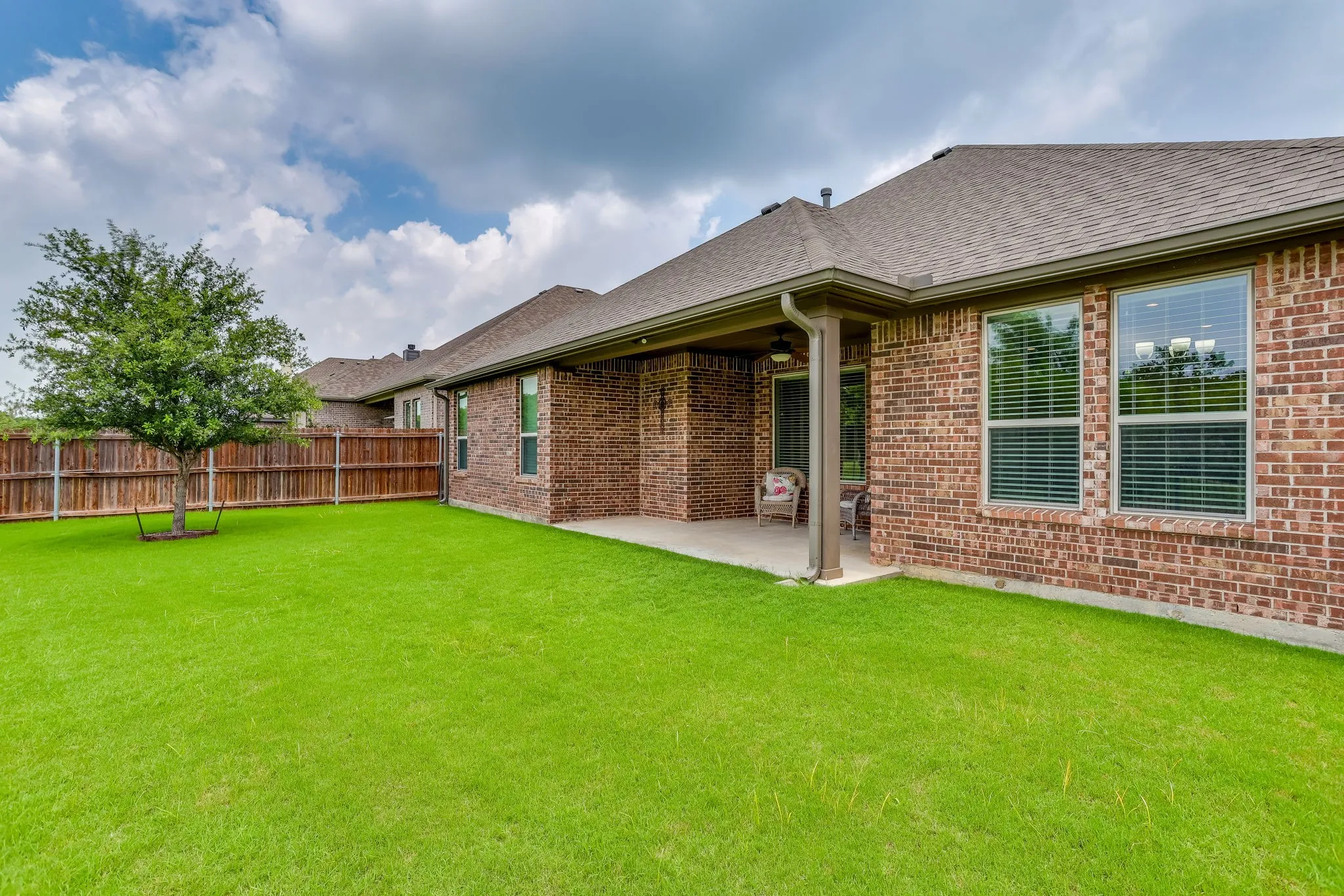 Single Family Residence For Sale in Johnson County , 131 Hawks Ridge Trail, Burleson, Texas 76028, 4 Bedroom, 2 Bathroom, 2 Garage spaces, 2,347 Sqft, built in 2020, mls#21295966, Real Estate Agent in Burleson, Homes For Sale in Johnson county, Homes For Sale in Burleson, Realtor in Burleson Texas, Real Estate Brokerage Independent Realty Texas, Luminita Cordes Realtor