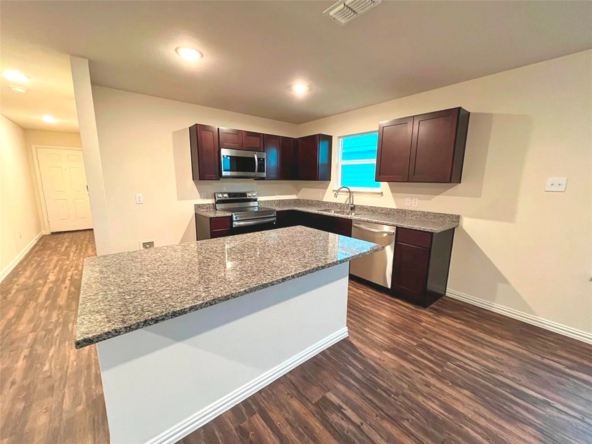 Single Family Residence For Sale in Hunt County , 108 Goel Street, Greenville, Texas 75402, 4 Bedroom, 2 Bathroom, 2 Garage spaces, 1,571 Sqft, built in 2024, mls#21299179, Real Estate Agent in Greenville, Homes For Sale in Hunt county, Homes For Sale in Greenville, Realtor in Greenville Texas, Real Estate Brokerage Independent Realty Texas, Luminita Cordes Realtor