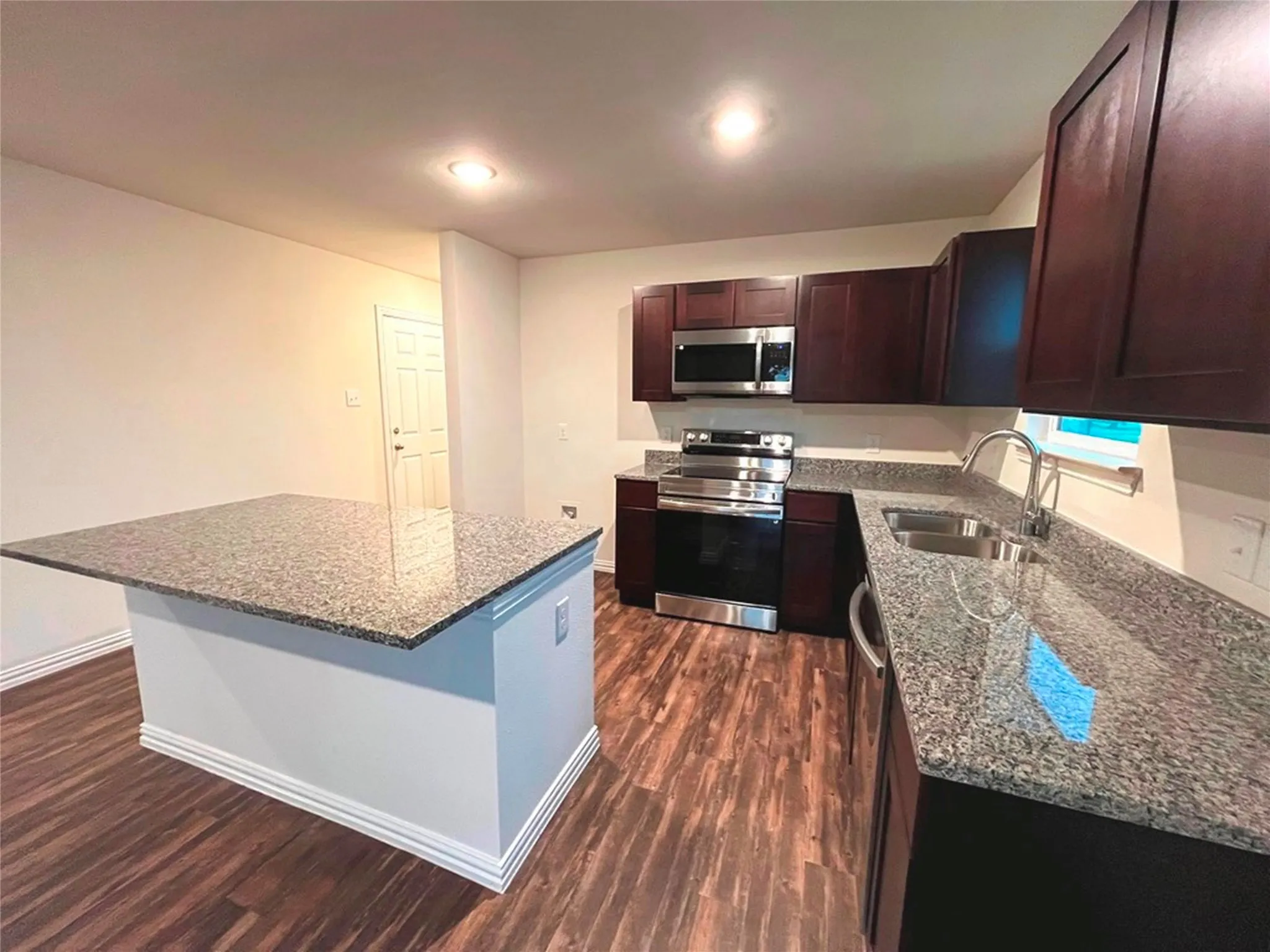 Single Family Residence For Sale in Hunt County , 108 Goel Street, Greenville, Texas 75402, 4 Bedroom, 2 Bathroom, 2 Garage spaces, 1,571 Sqft, built in 2024, mls#21299179, Real Estate Agent in Greenville, Homes For Sale in Hunt county, Homes For Sale in Greenville, Realtor in Greenville Texas, Real Estate Brokerage Independent Realty Texas, Luminita Cordes Realtor